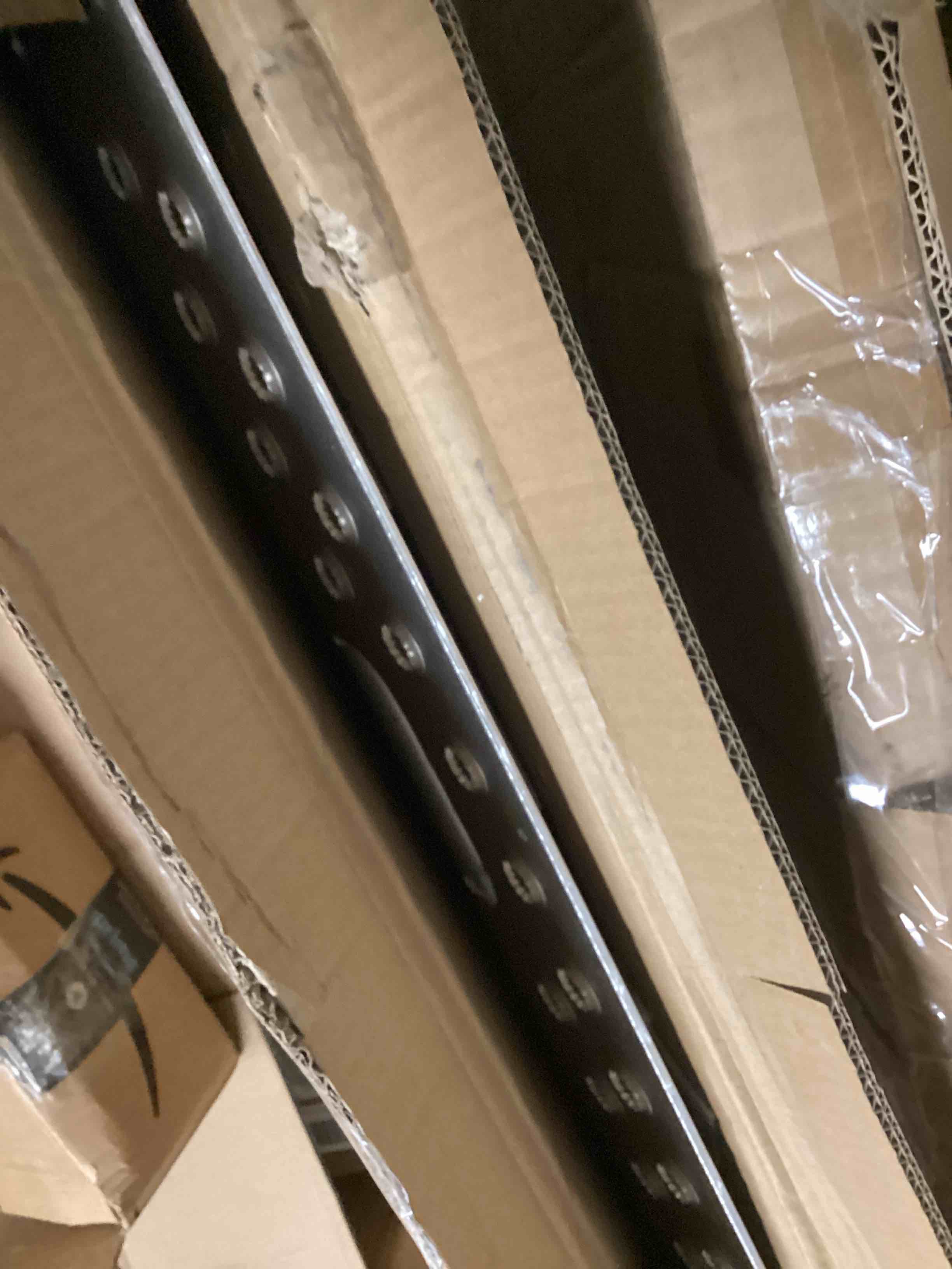 https://s3.amazonaws.com/lotting-images-prod/bidfta/BLU5429233_1696949909263.jpeg