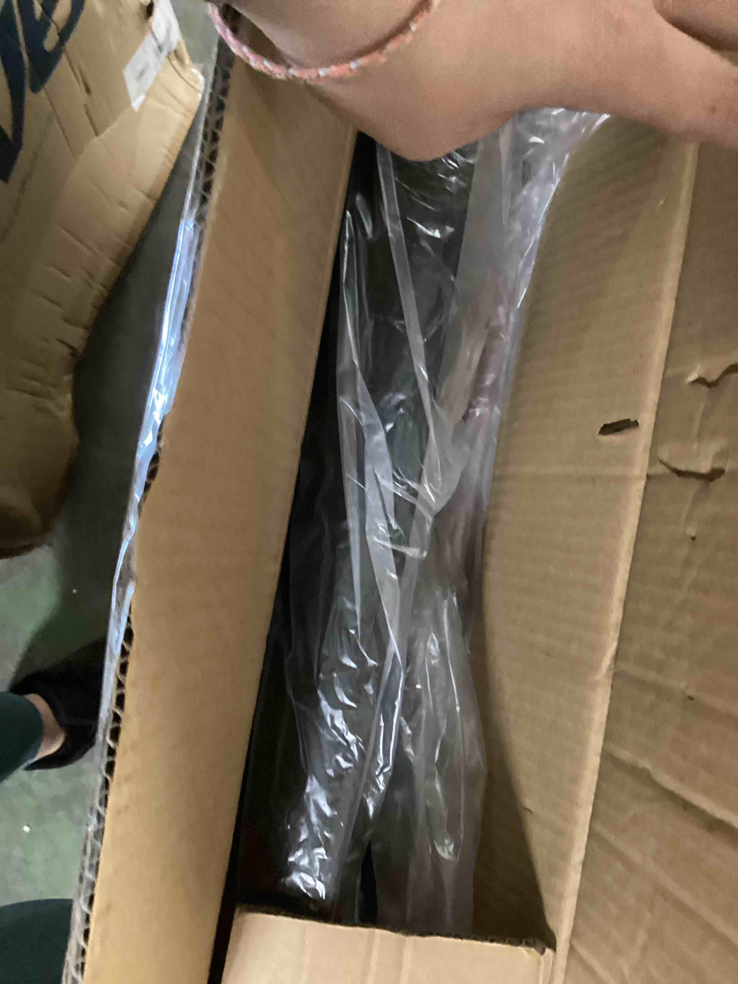 https://s3.amazonaws.com/lotting-images-prod/bidfta/BLU5429311_1696955522883.jpeg