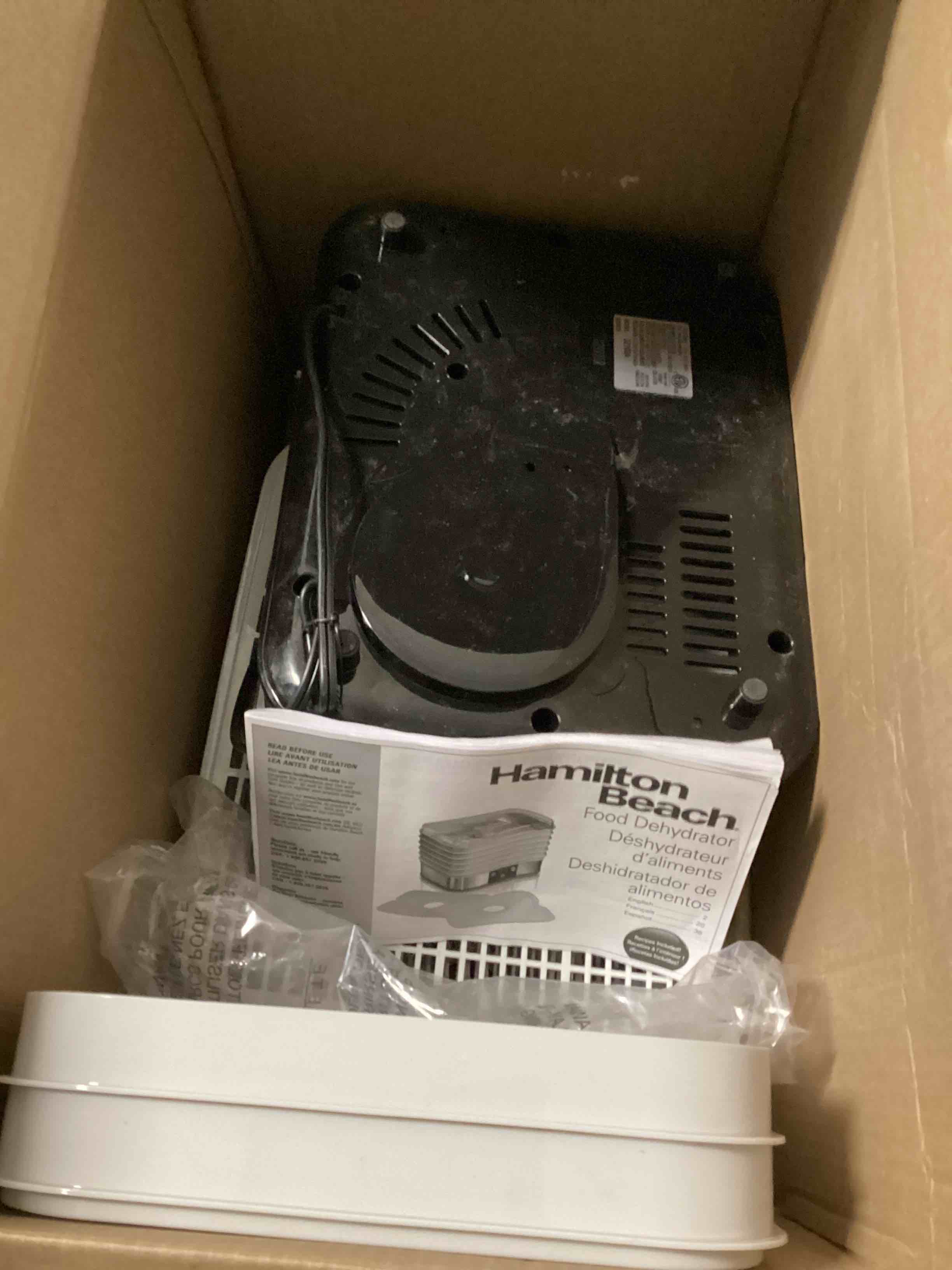 https://s3.amazonaws.com/lotting-images-prod/bidfta/BLU5429564_1699044141388.jpeg