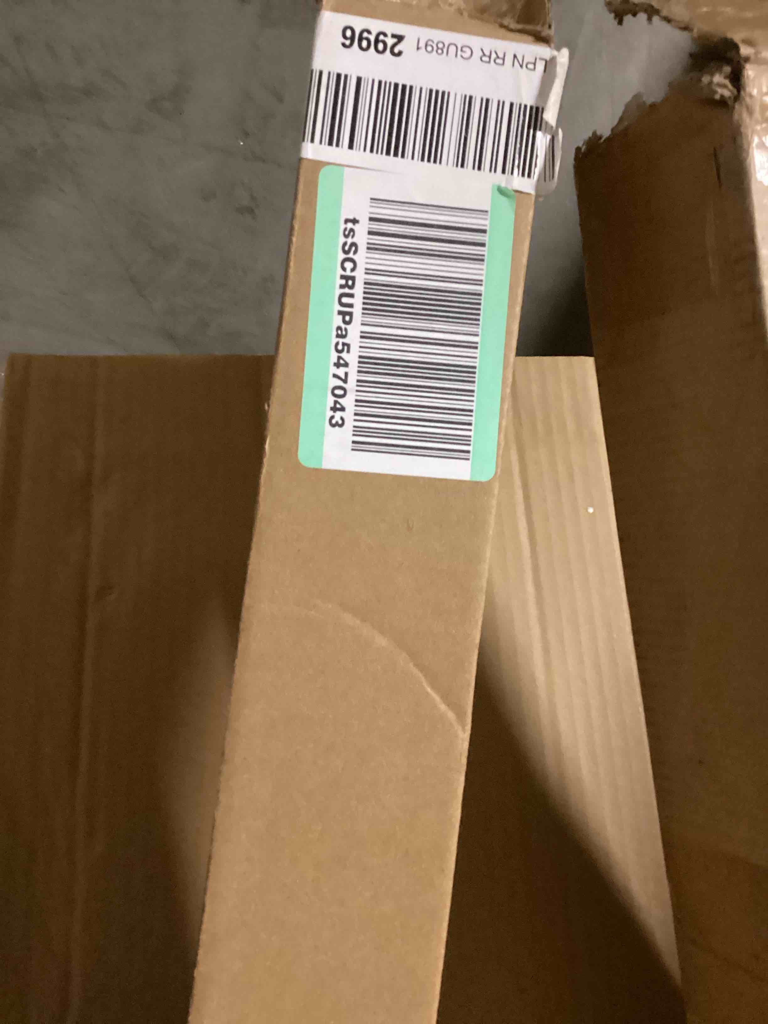 https://s3.amazonaws.com/lotting-images-prod/bidfta/BLU5429913_1700514365584.jpeg