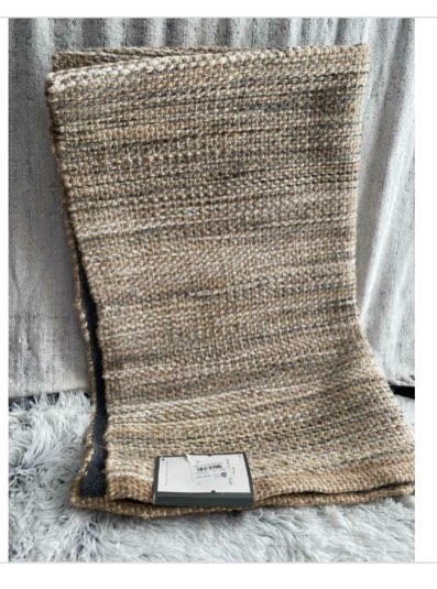 2'6"x4' Woven Accent Rug Gray - Threshold™