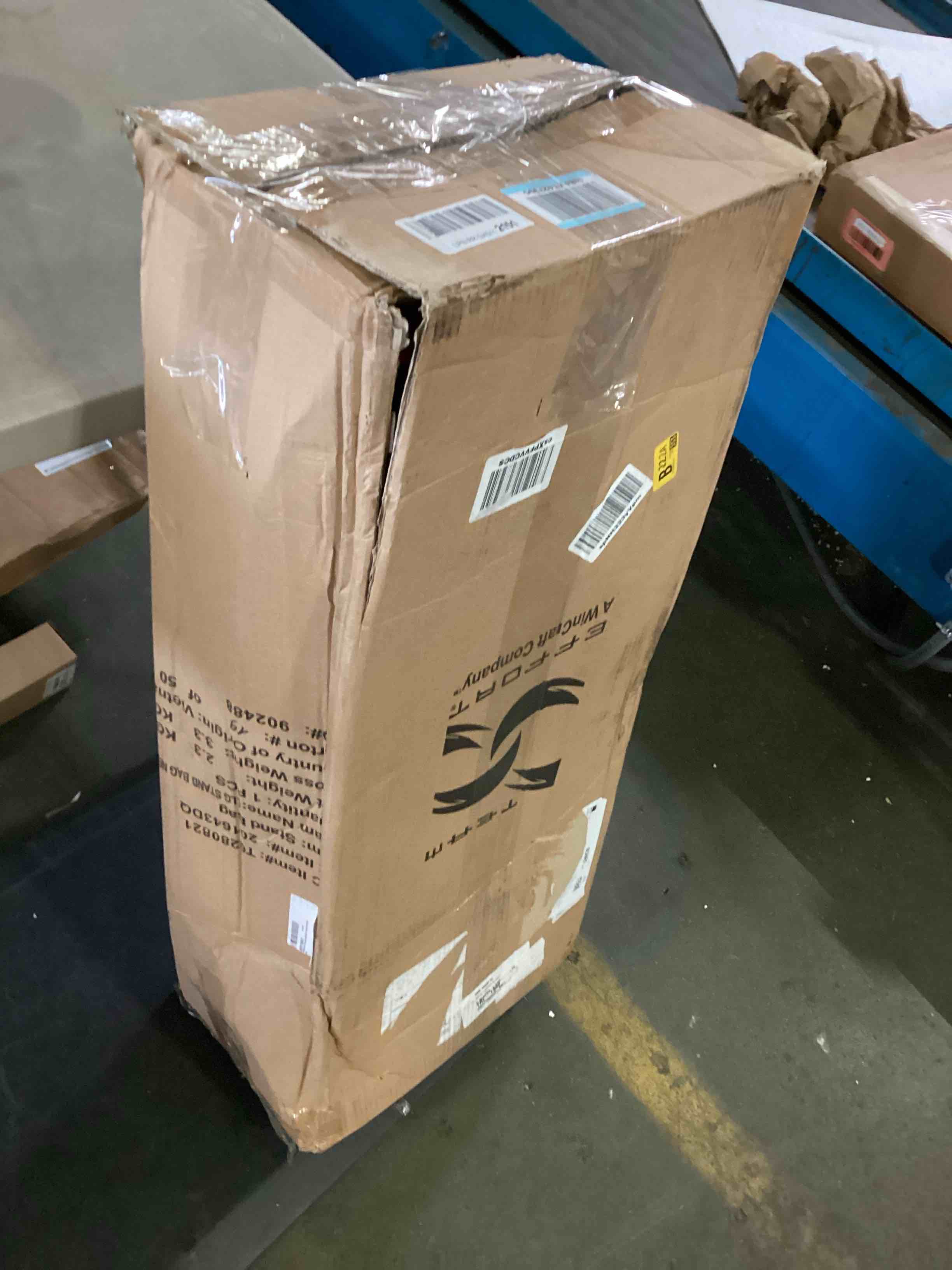 https://s3.amazonaws.com/lotting-images-prod/bidfta/BLU5431946_1698935260912.jpeg