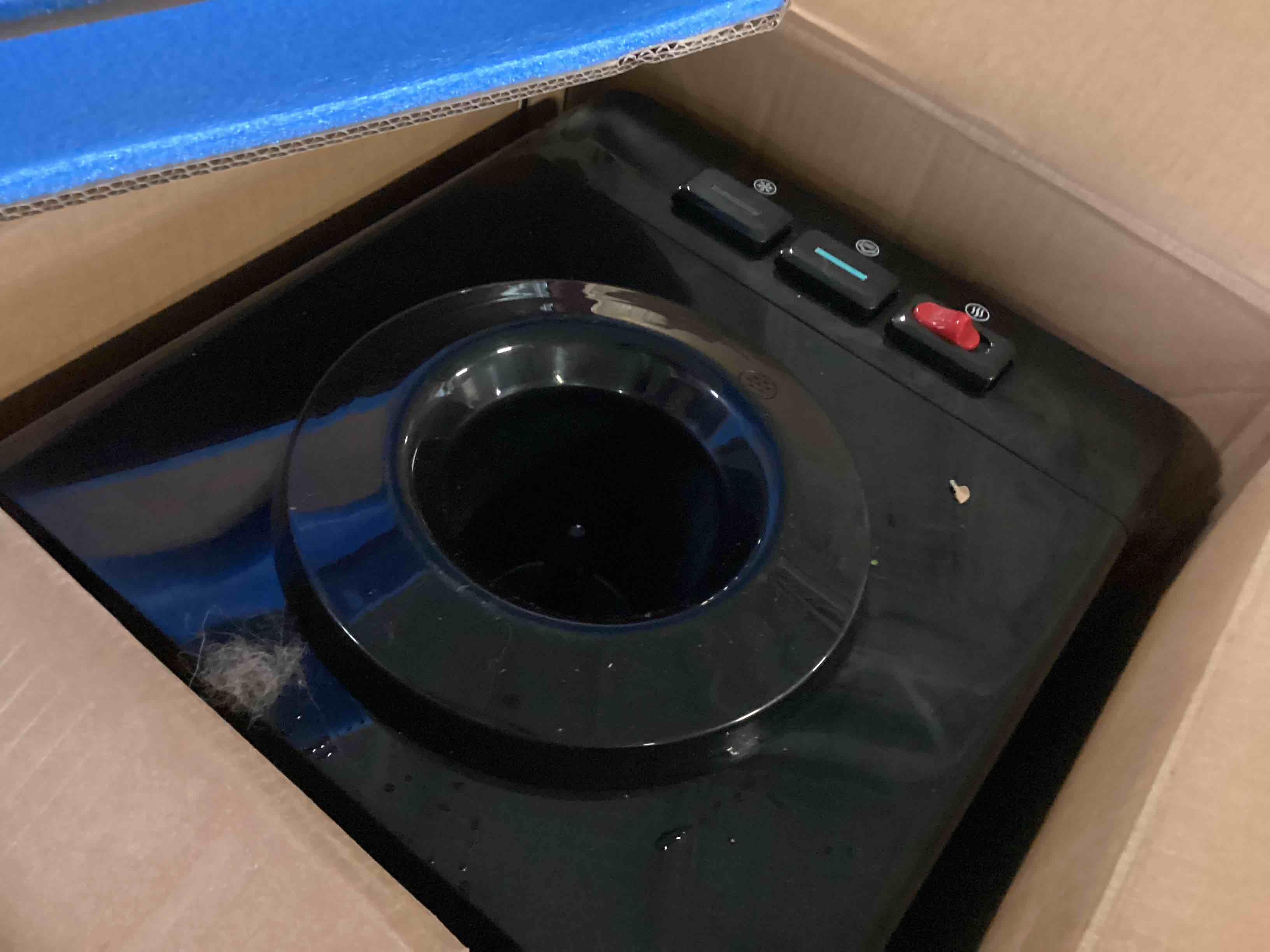 https://s3.amazonaws.com/lotting-images-prod/bidfta/BLU5432027_1698942669706.jpeg