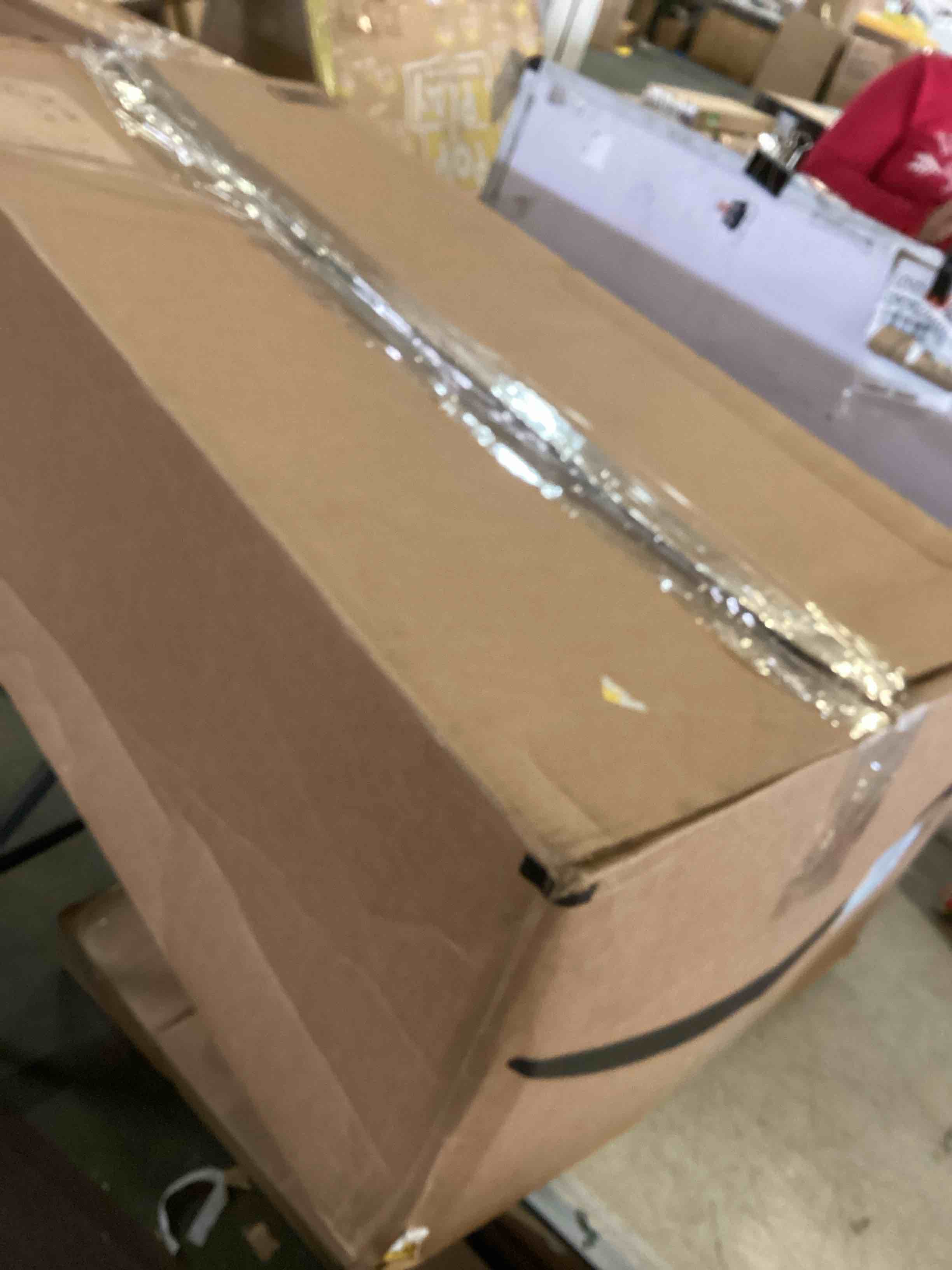https://s3.amazonaws.com/lotting-images-prod/bidfta/BLU5432315_1699037989589.jpeg