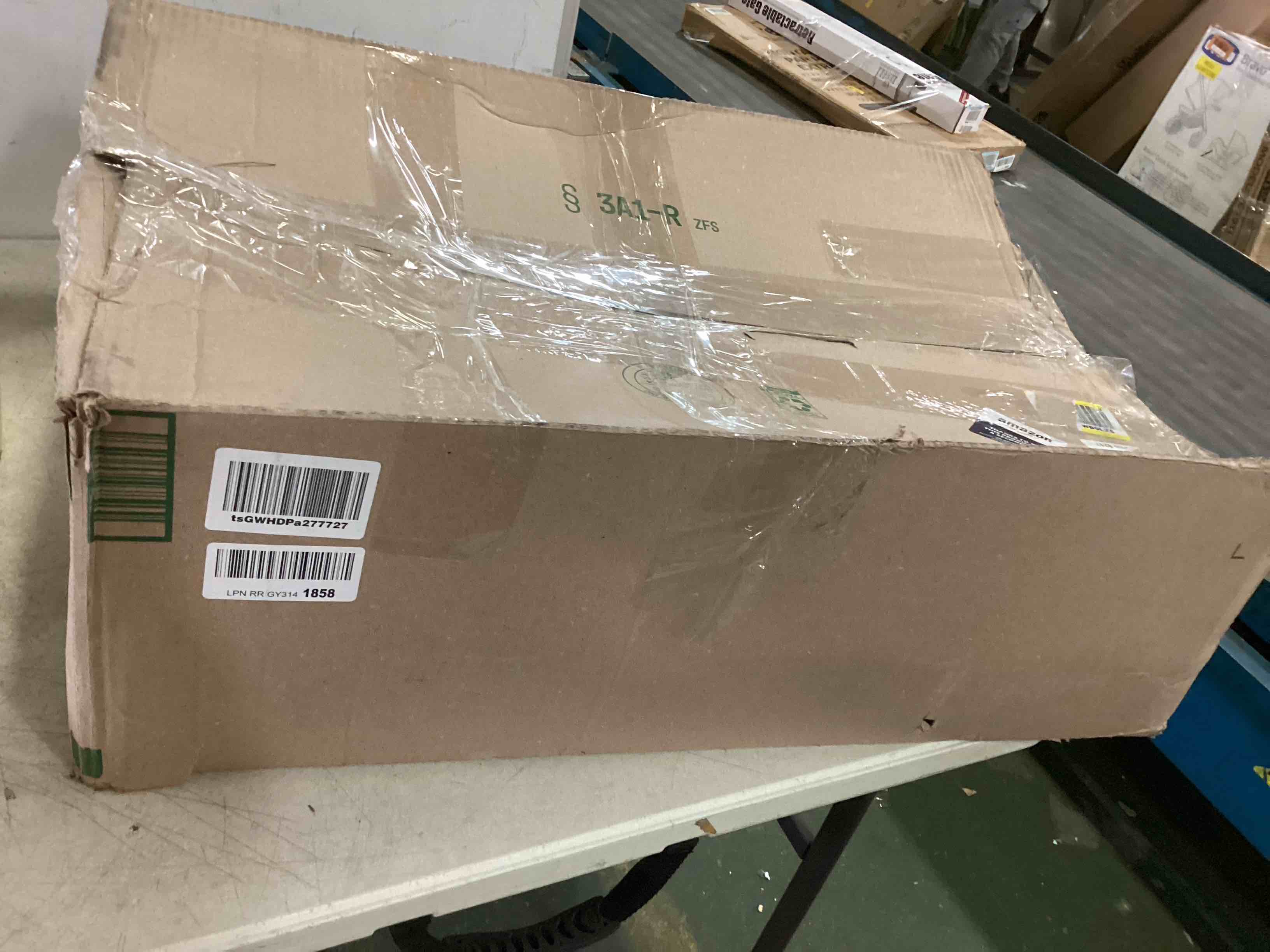 https://s3.amazonaws.com/lotting-images-prod/bidfta/BLU5432456_1699287132549.jpeg