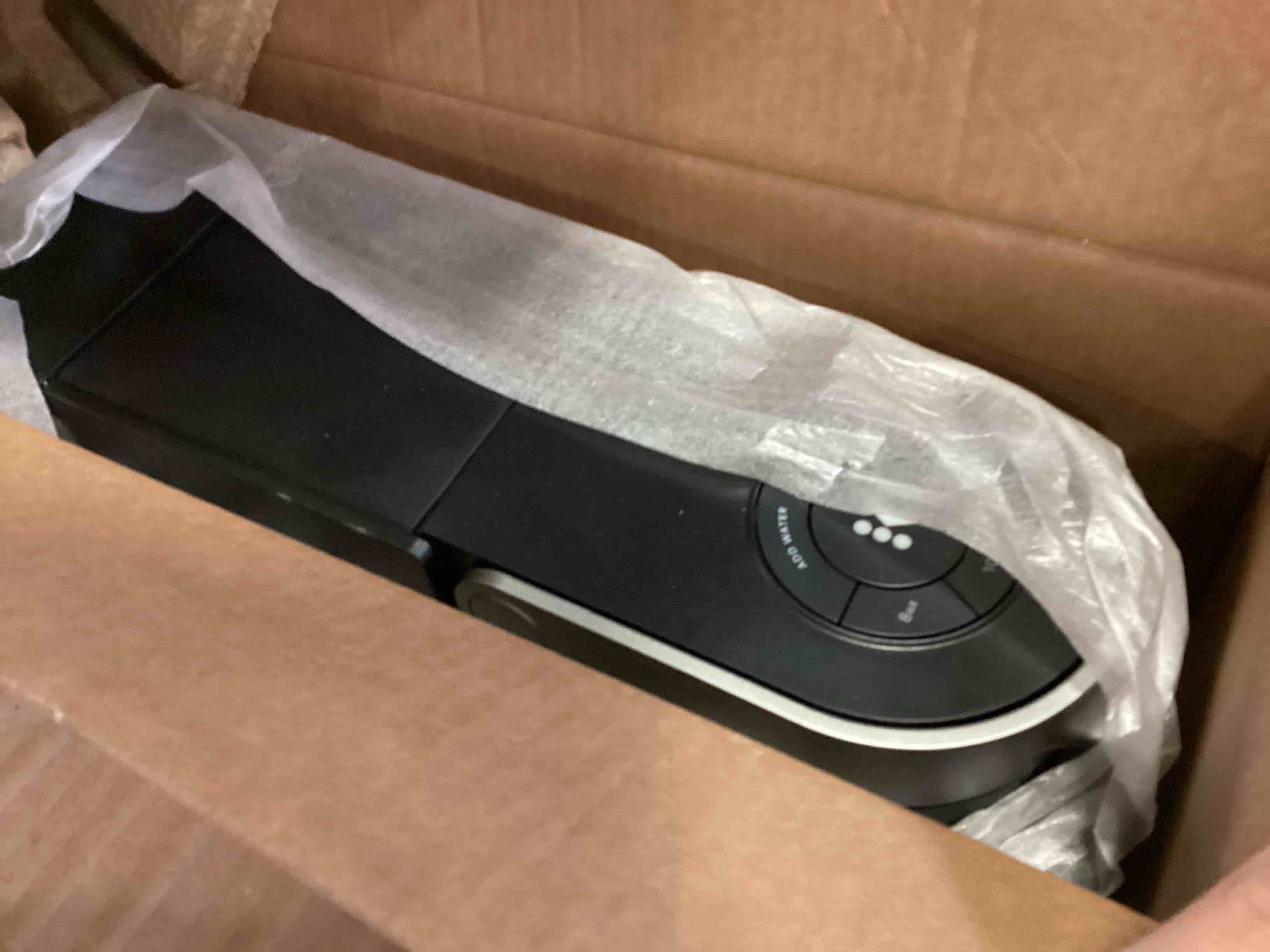 https://s3.amazonaws.com/lotting-images-prod/bidfta/BLU5433018_1699467310919.jpeg