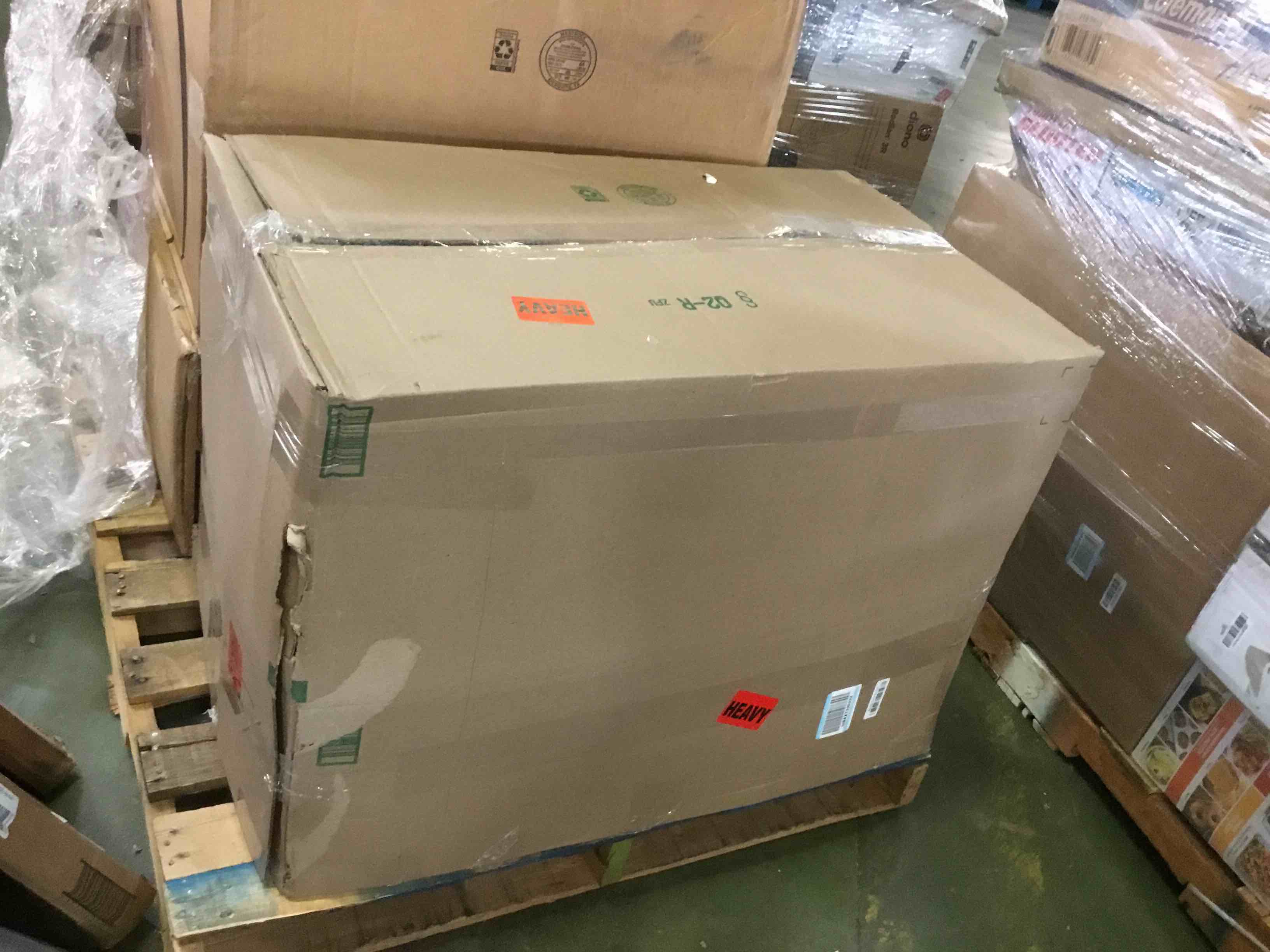 https://s3.amazonaws.com/lotting-images-prod/bidfta/BLU5433468_1698867347816.jpeg