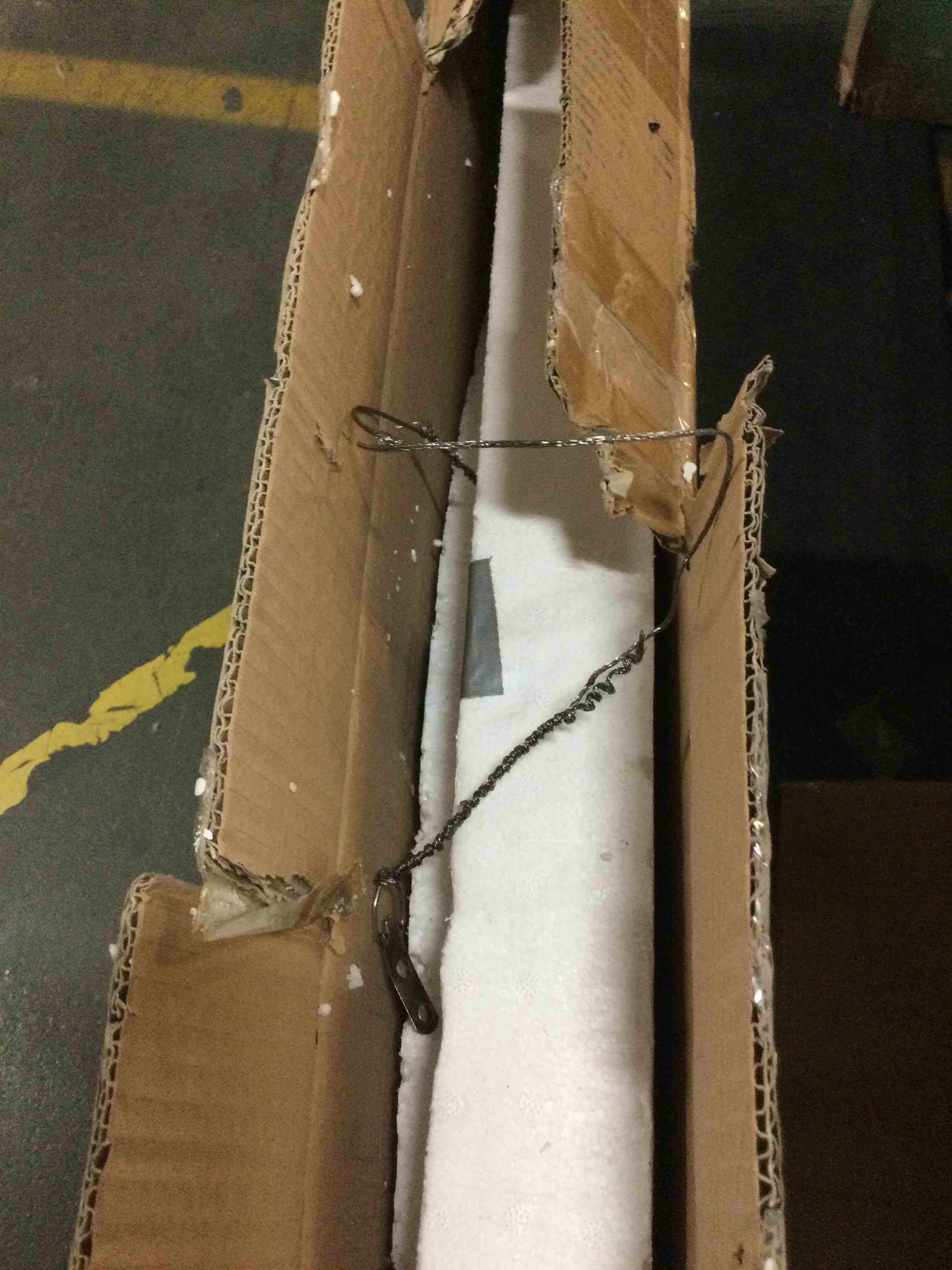 https://s3.amazonaws.com/lotting-images-prod/bidfta/BLU5433994_1699367014898.jpeg