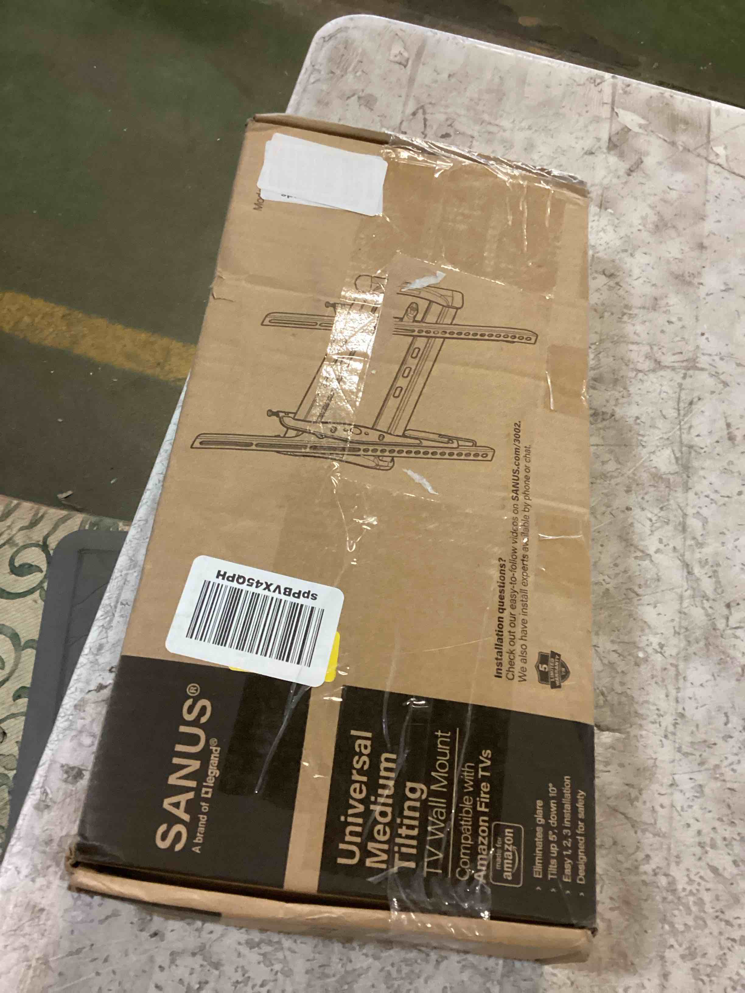 https://s3.amazonaws.com/lotting-images-prod/bidfta/BLU5434609_1699648143473.jpeg