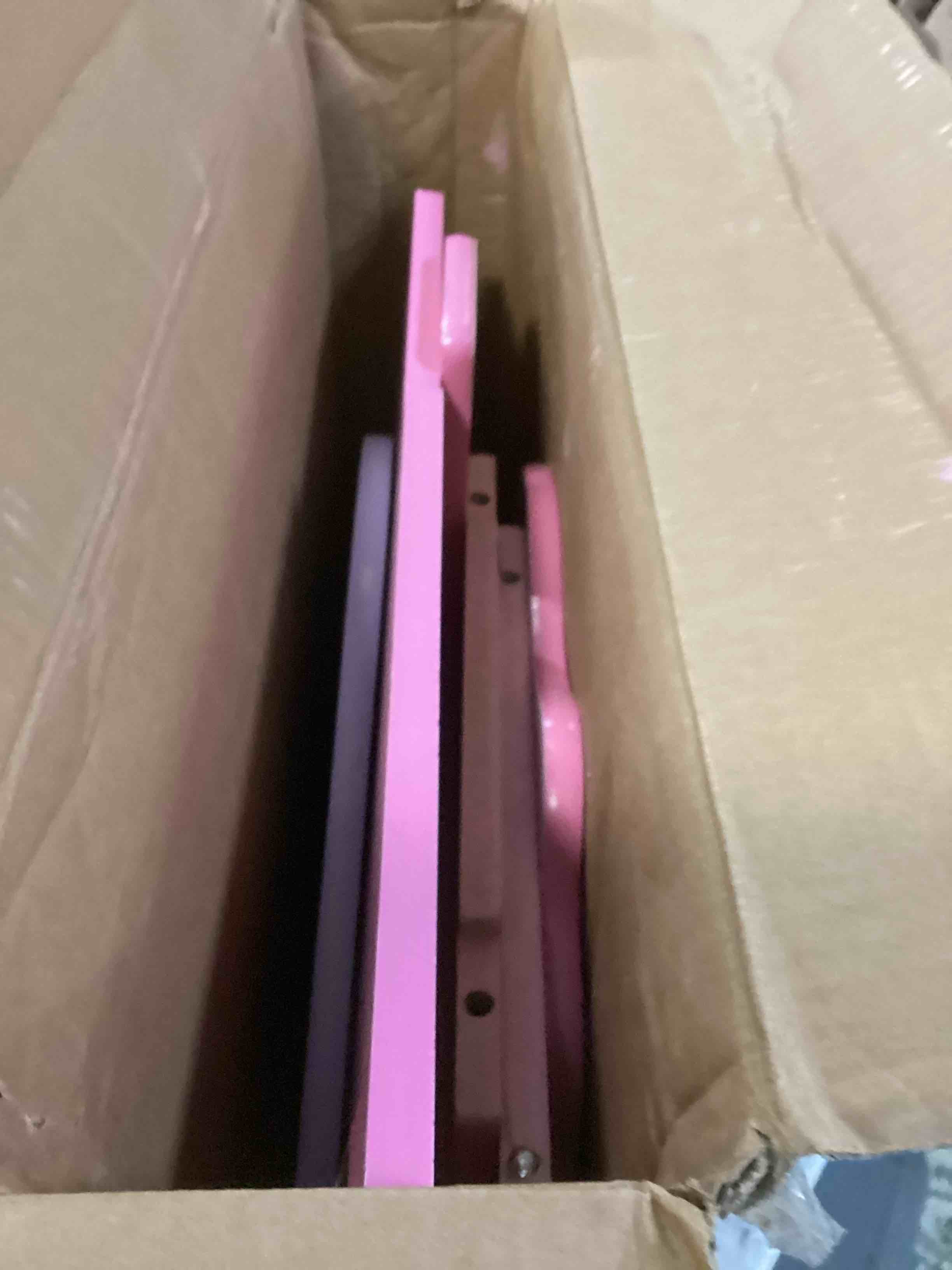 https://s3.amazonaws.com/lotting-images-prod/bidfta/BLU5434629_1699650747727.jpeg