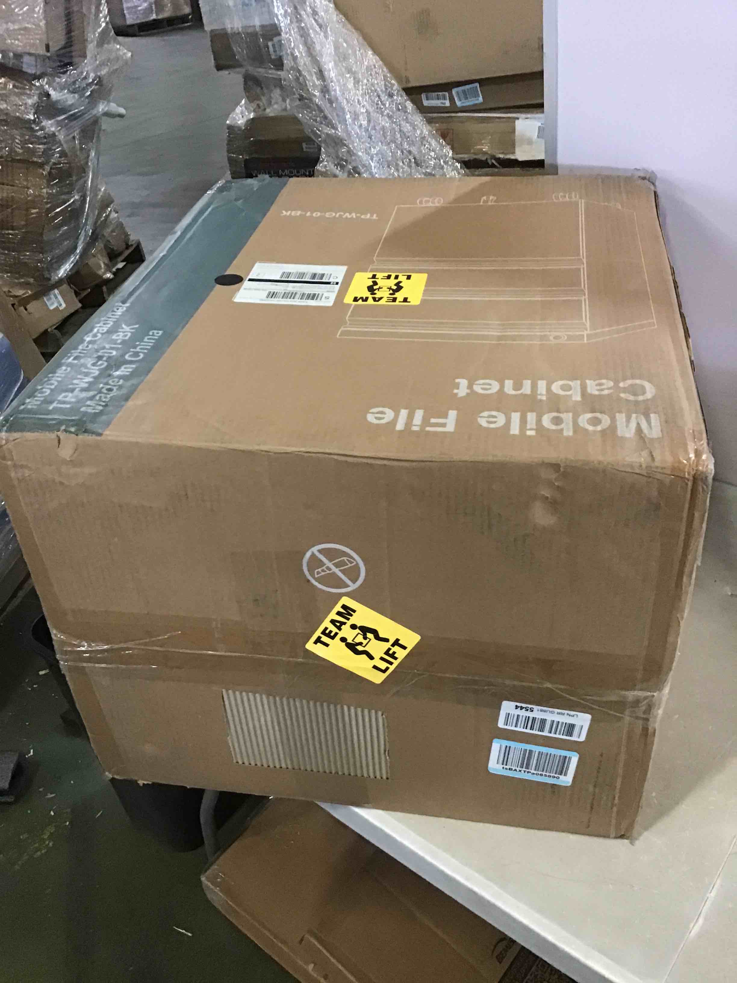 https://s3.amazonaws.com/lotting-images-prod/bidfta/BLU5434729_1699900028875.jpeg