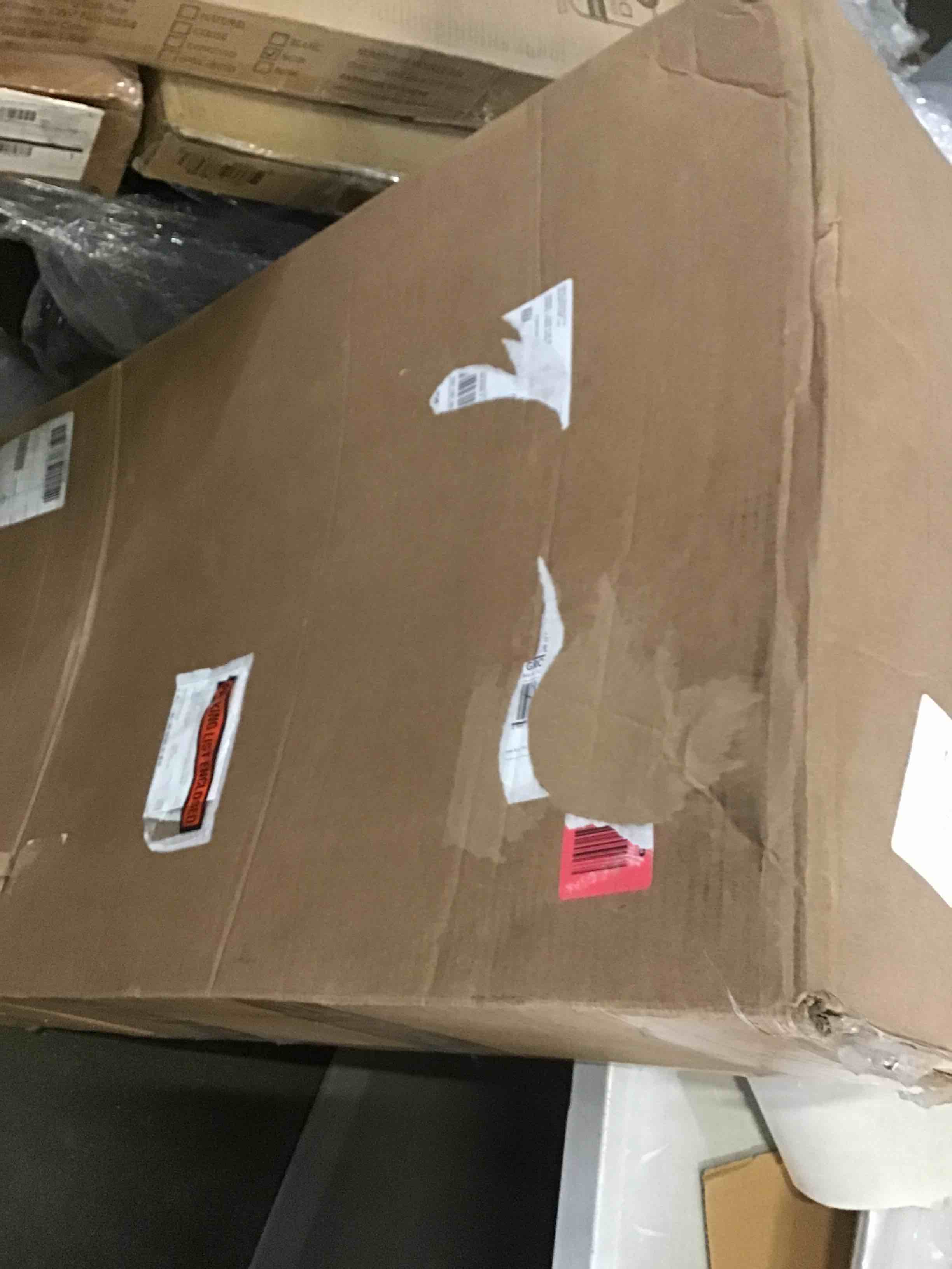https://s3.amazonaws.com/lotting-images-prod/bidfta/BLU5435574_1699371161944.jpeg
