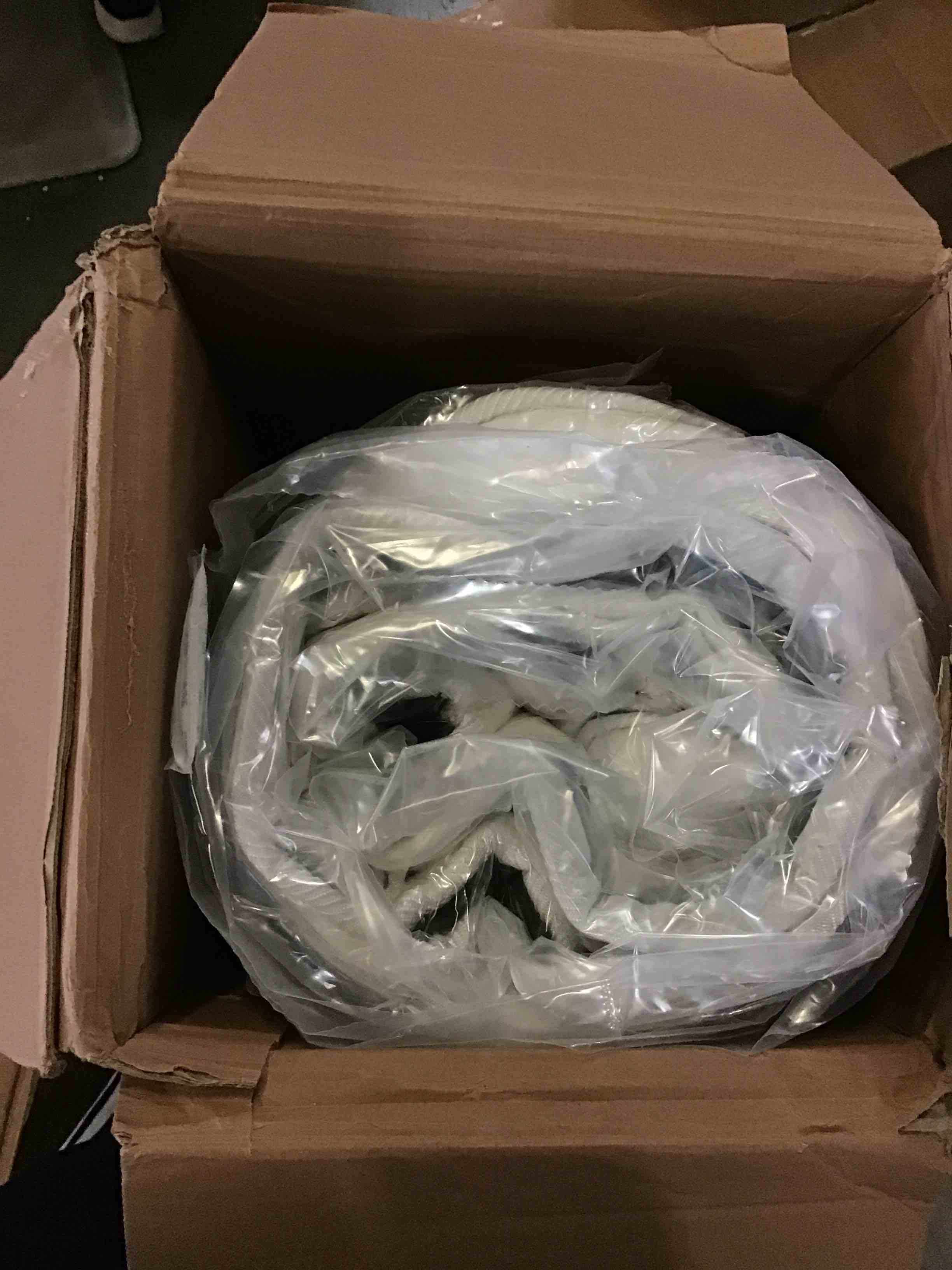 https://s3.amazonaws.com/lotting-images-prod/bidfta/BLU5435643_1699378054978.jpeg