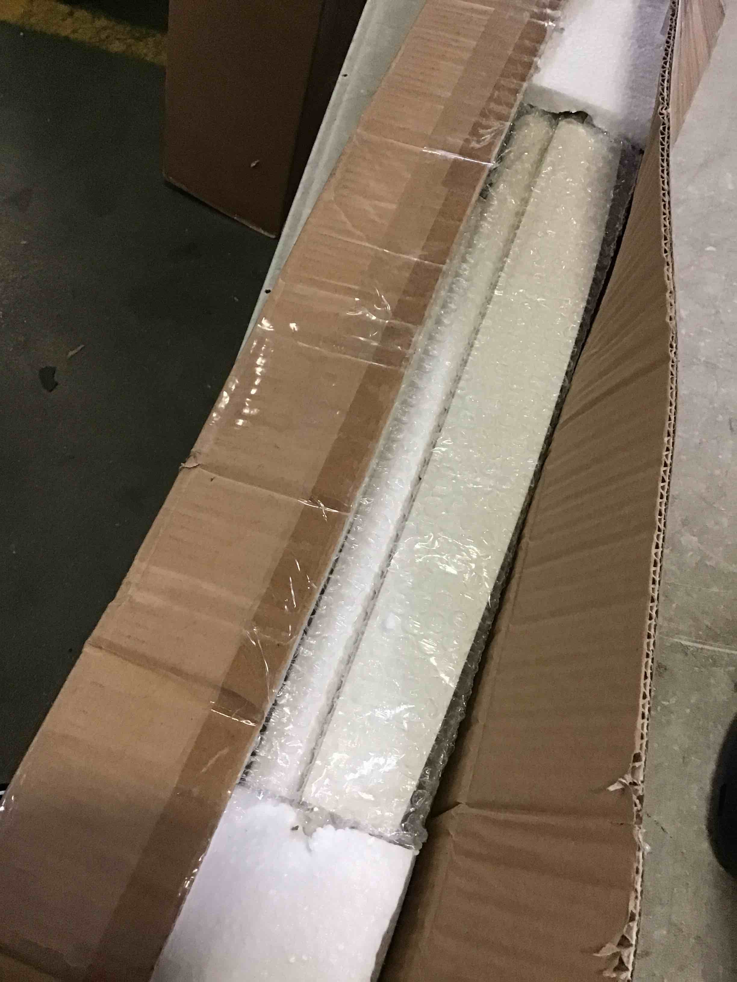 https://s3.amazonaws.com/lotting-images-prod/bidfta/BLU5435827_1699463267885.jpeg