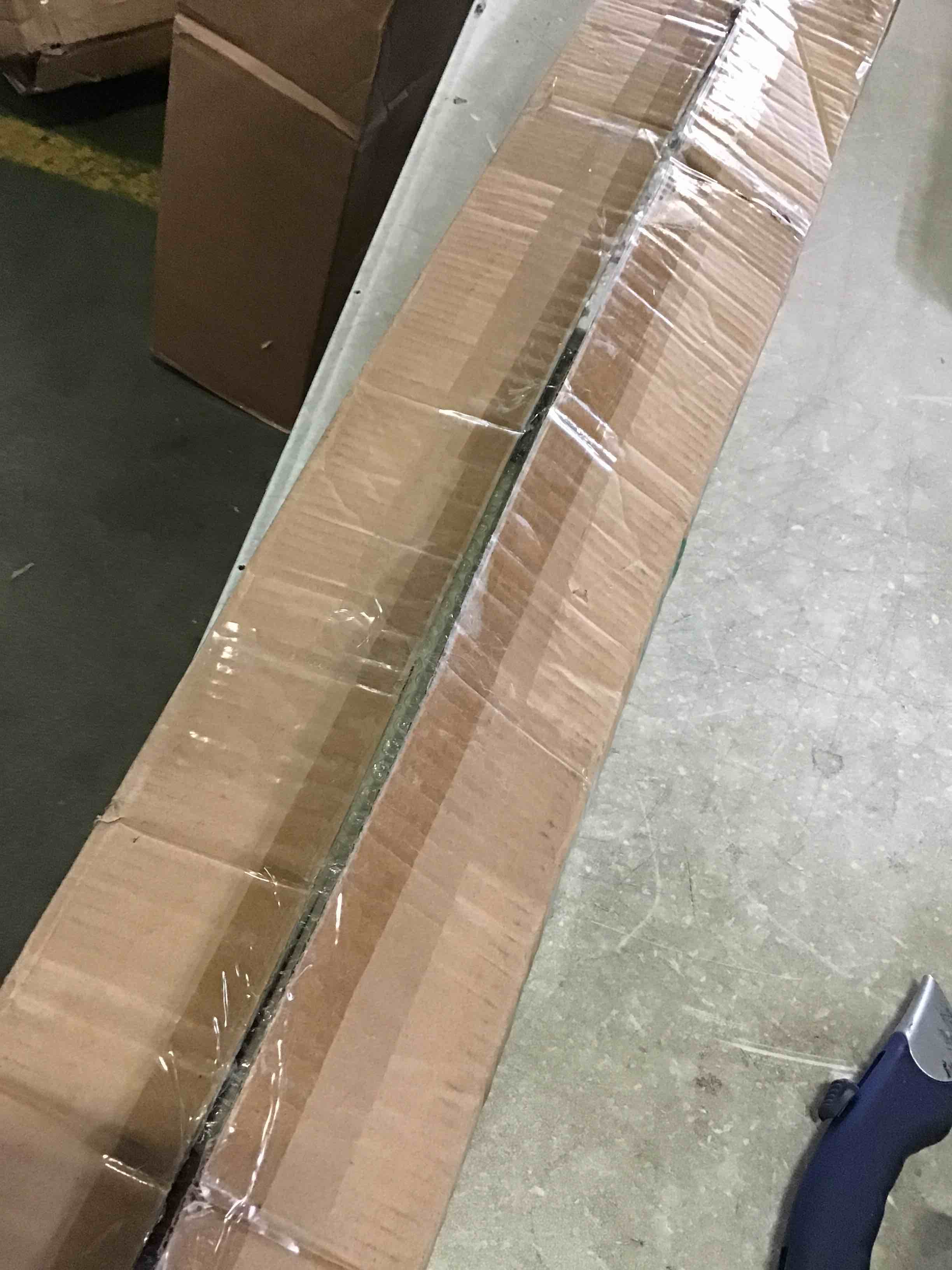 https://s3.amazonaws.com/lotting-images-prod/bidfta/BLU5435827_1699463270083.jpeg