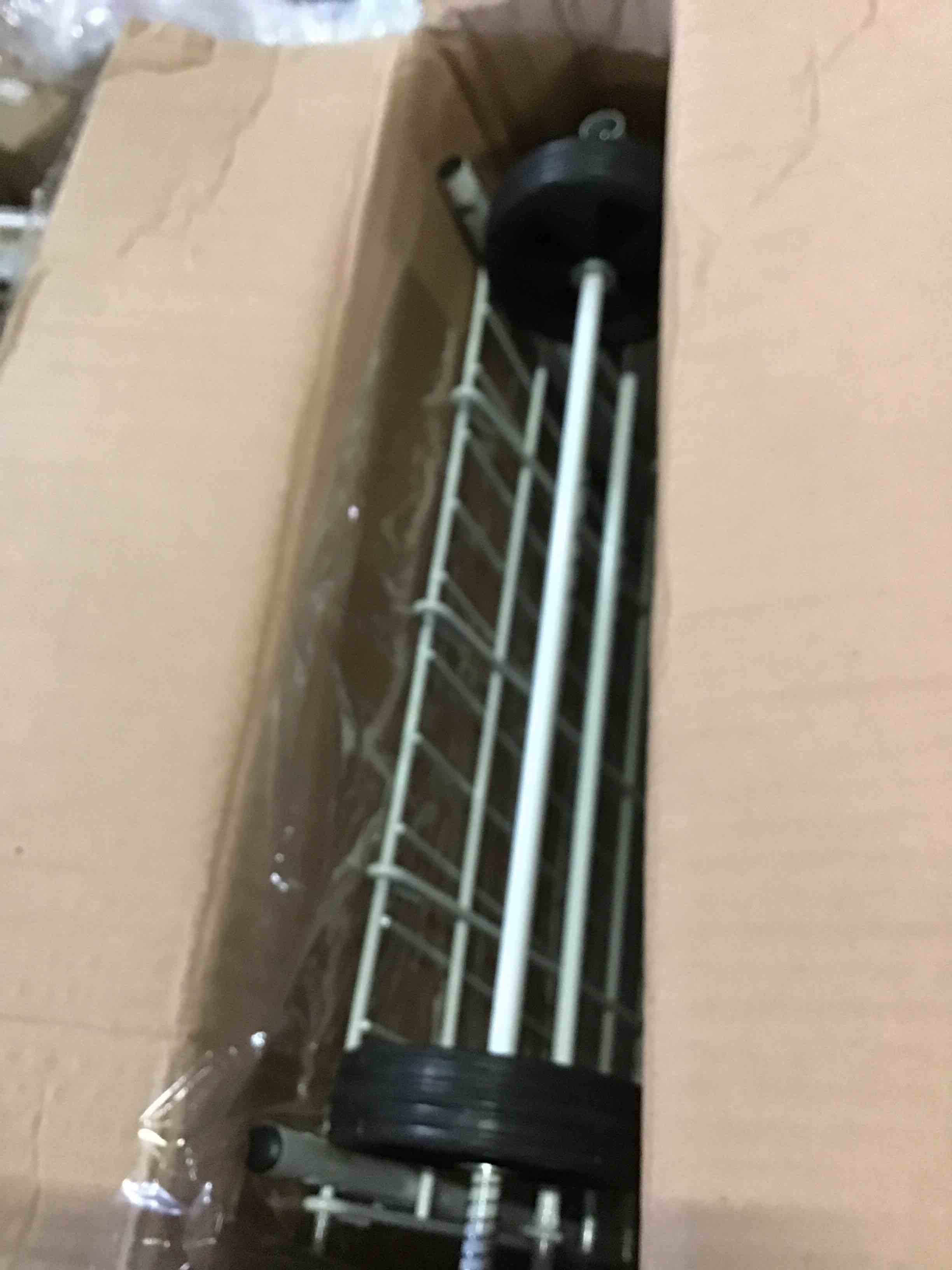 https://s3.amazonaws.com/lotting-images-prod/bidfta/BLU5435832_1699463814276.jpeg
