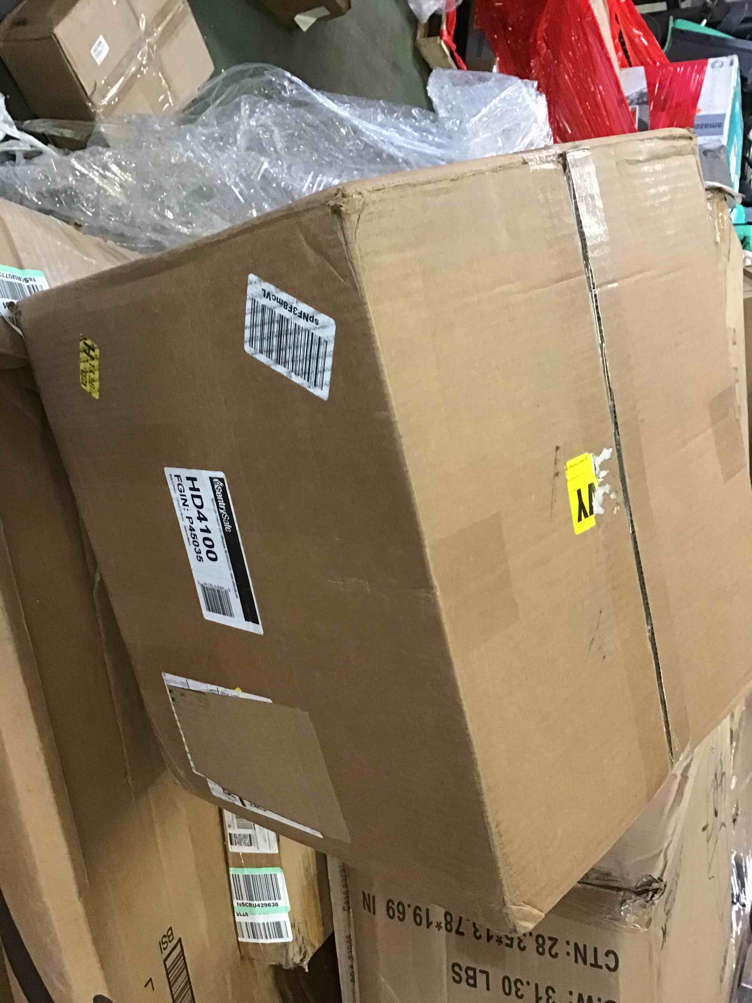 https://s3.amazonaws.com/lotting-images-prod/bidfta/BLU5435853_1699468789327.jpeg