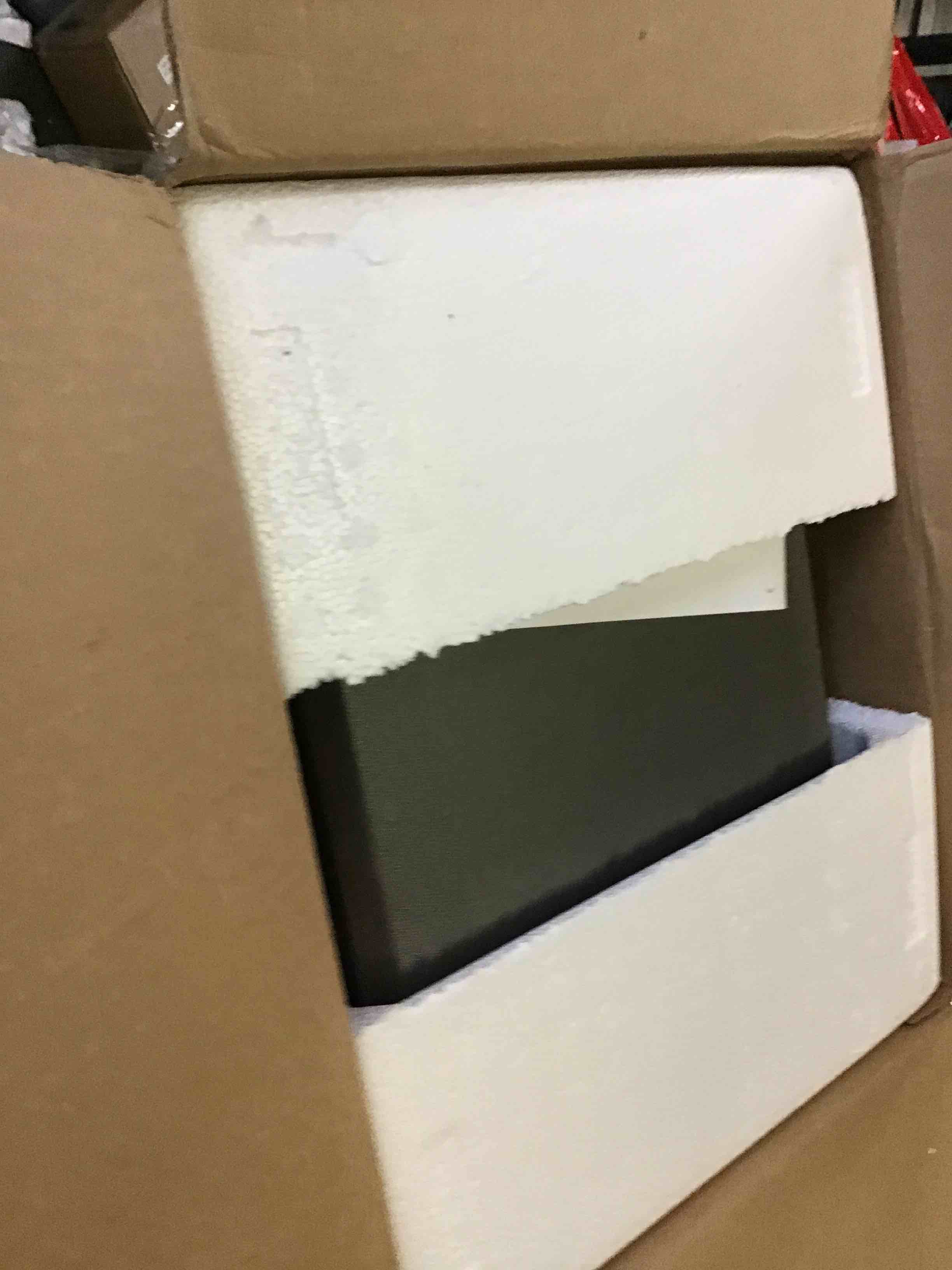 https://s3.amazonaws.com/lotting-images-prod/bidfta/BLU5435853_1699468799951.jpeg