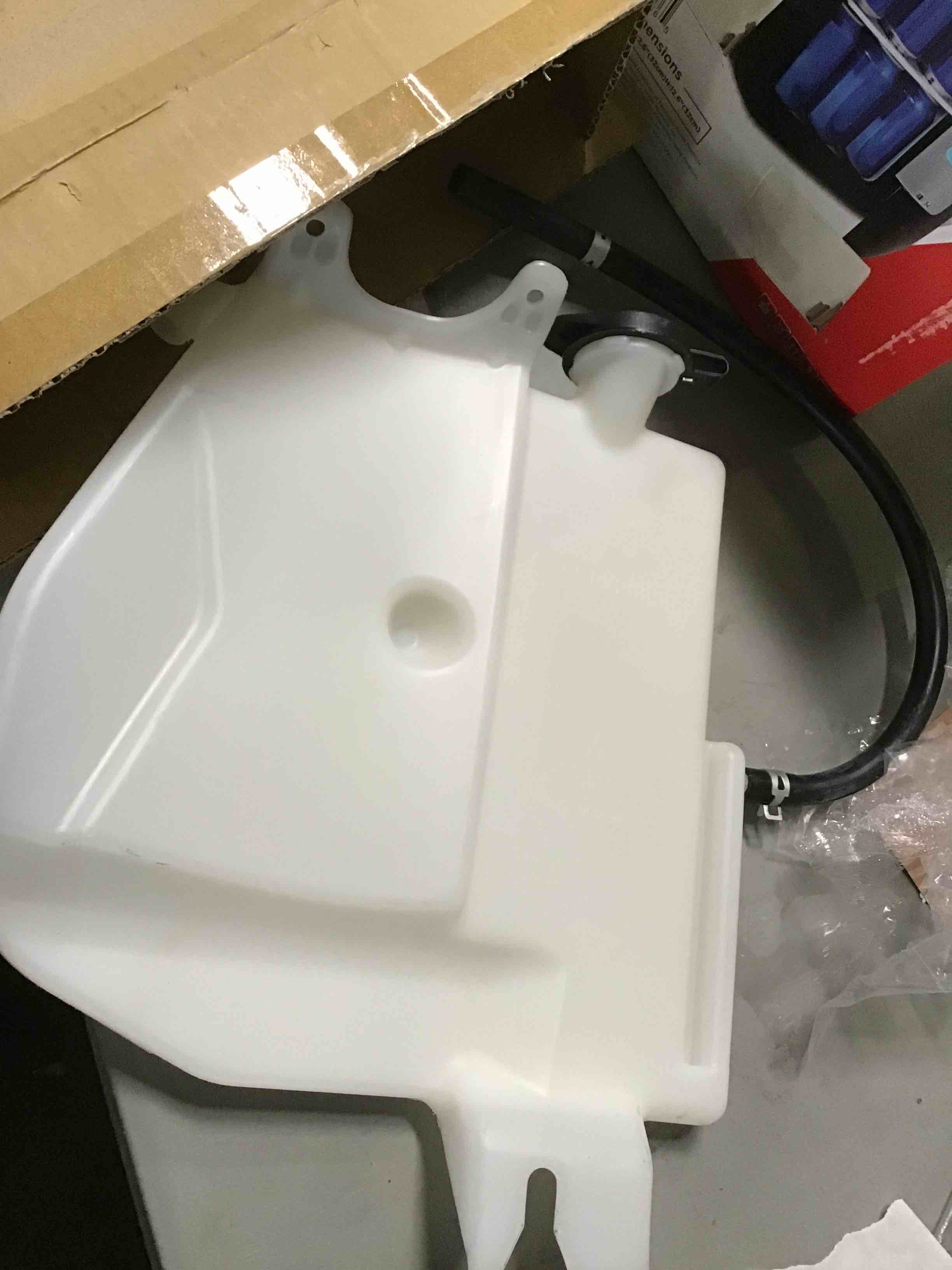 https://s3.amazonaws.com/lotting-images-prod/bidfta/BLU5436204_1699633708795.jpeg