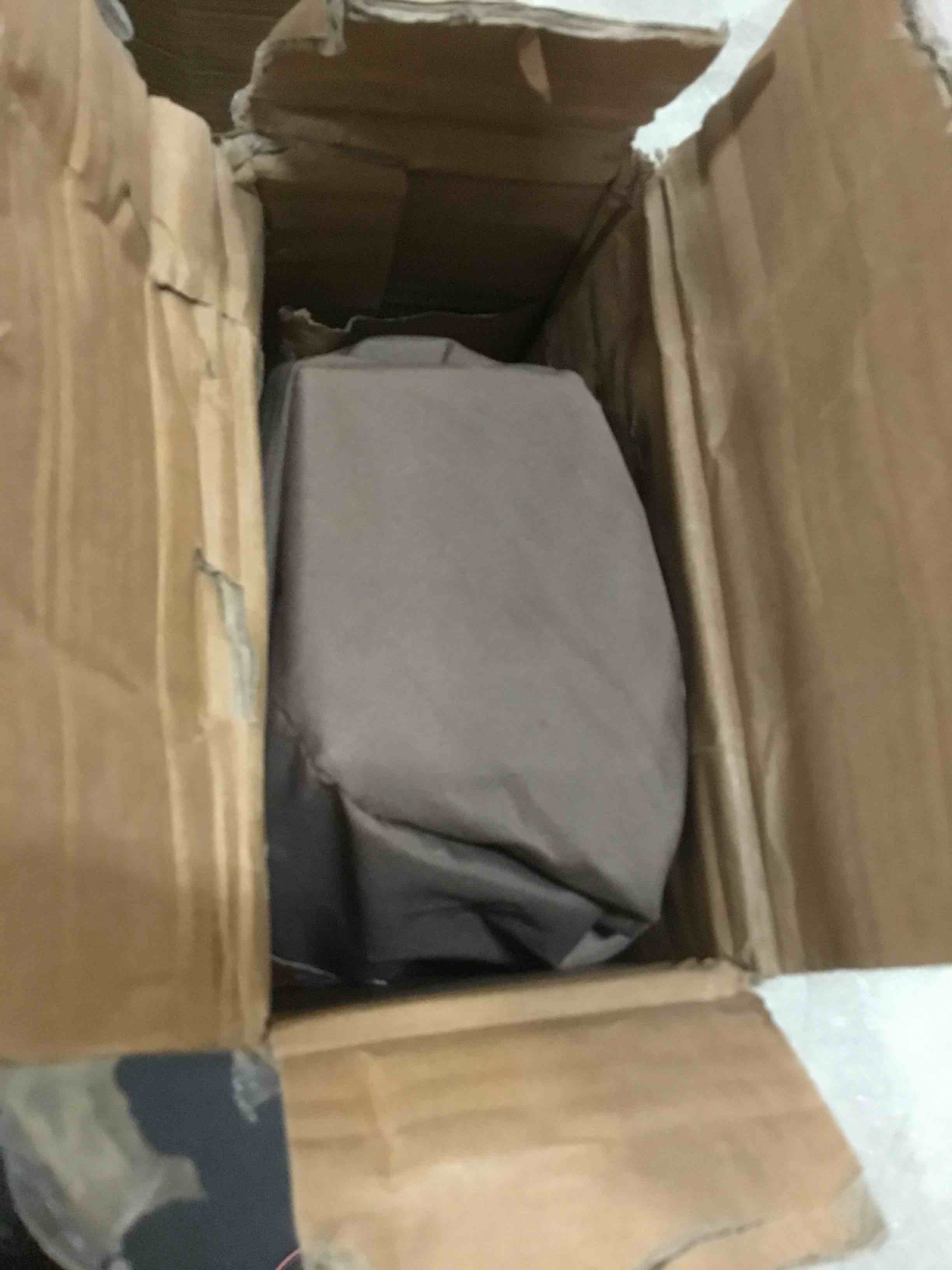 https://s3.amazonaws.com/lotting-images-prod/bidfta/BLU5437273_1699287153826.jpeg