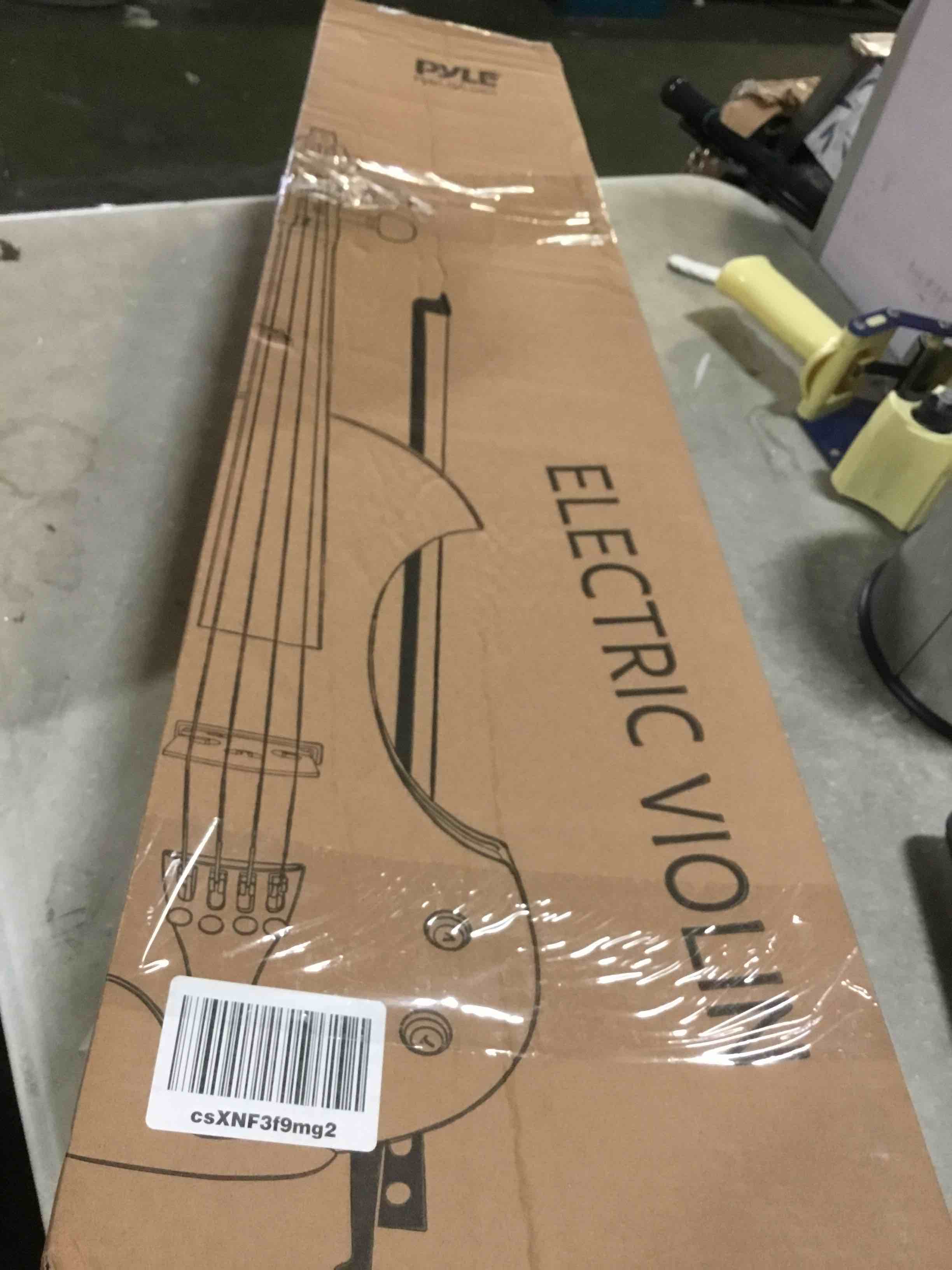 https://s3.amazonaws.com/lotting-images-prod/bidfta/BLU5437276_1699287463937.jpeg