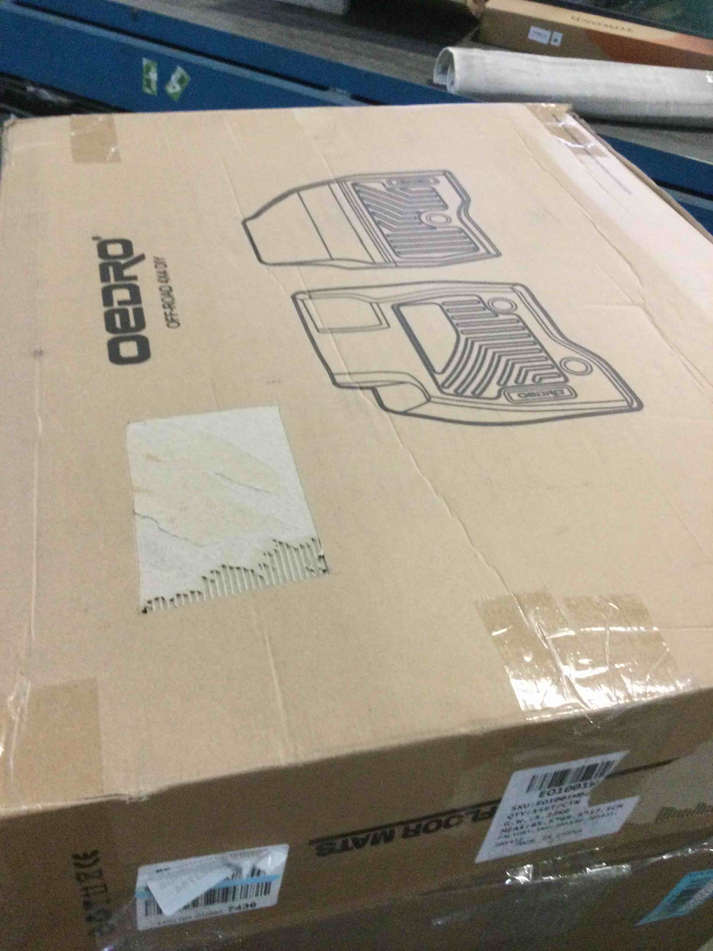 https://s3.amazonaws.com/lotting-images-prod/bidfta/BLU5437625_1699452312651.jpeg