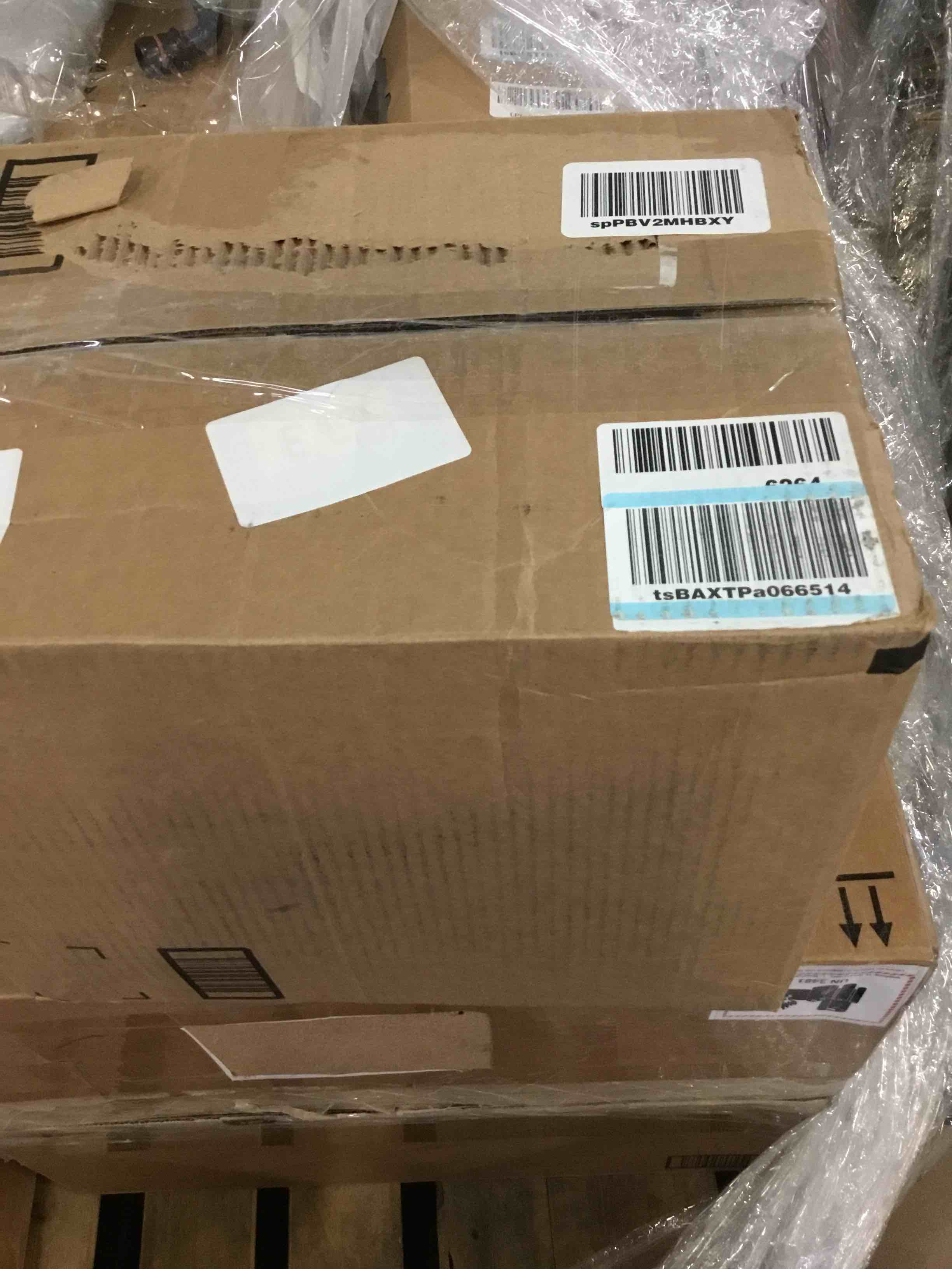 https://s3.amazonaws.com/lotting-images-prod/bidfta/BLU5437874_1699546355258.jpeg