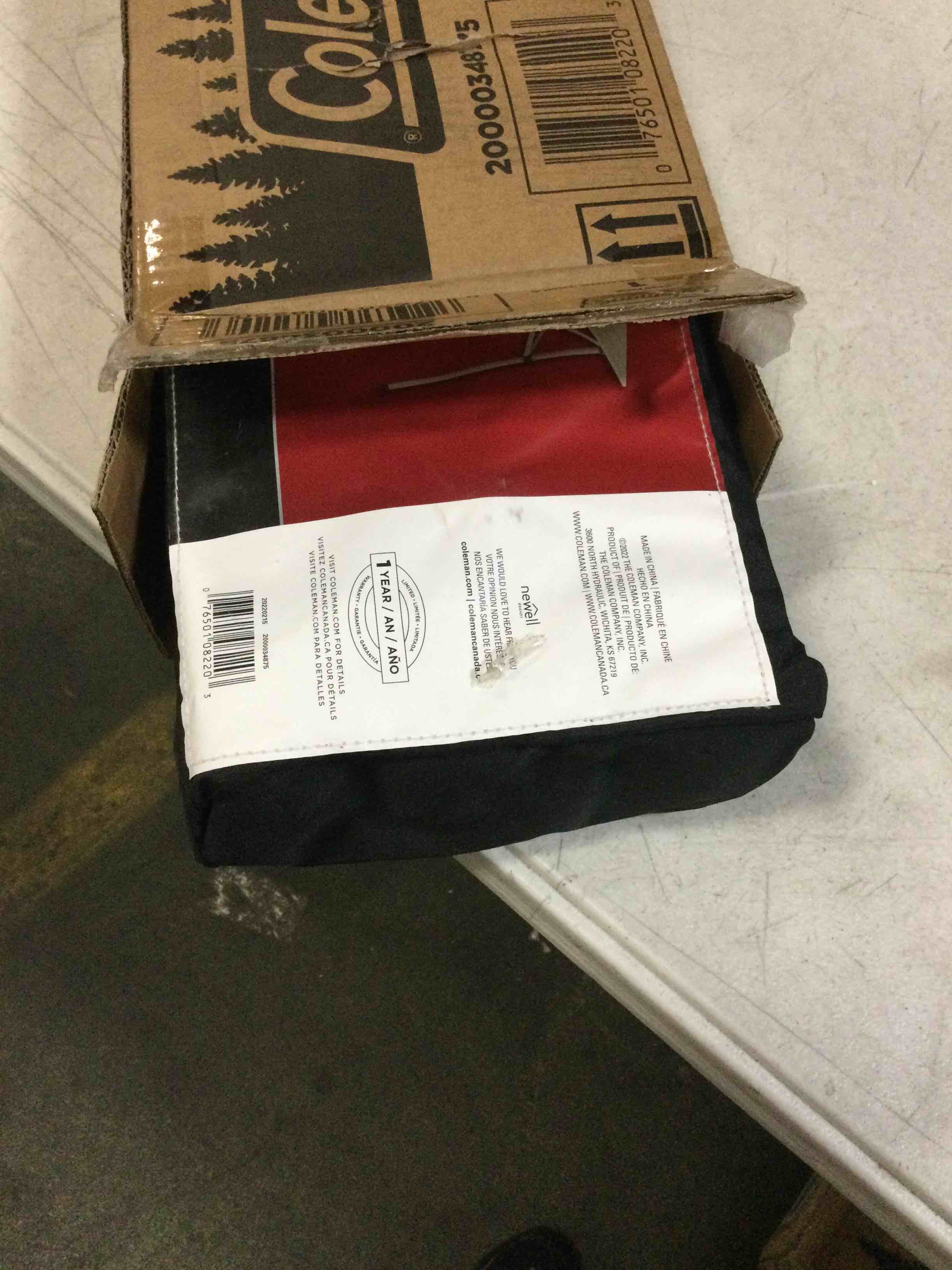 https://s3.amazonaws.com/lotting-images-prod/bidfta/BLU5439700_1698420061943.jpeg