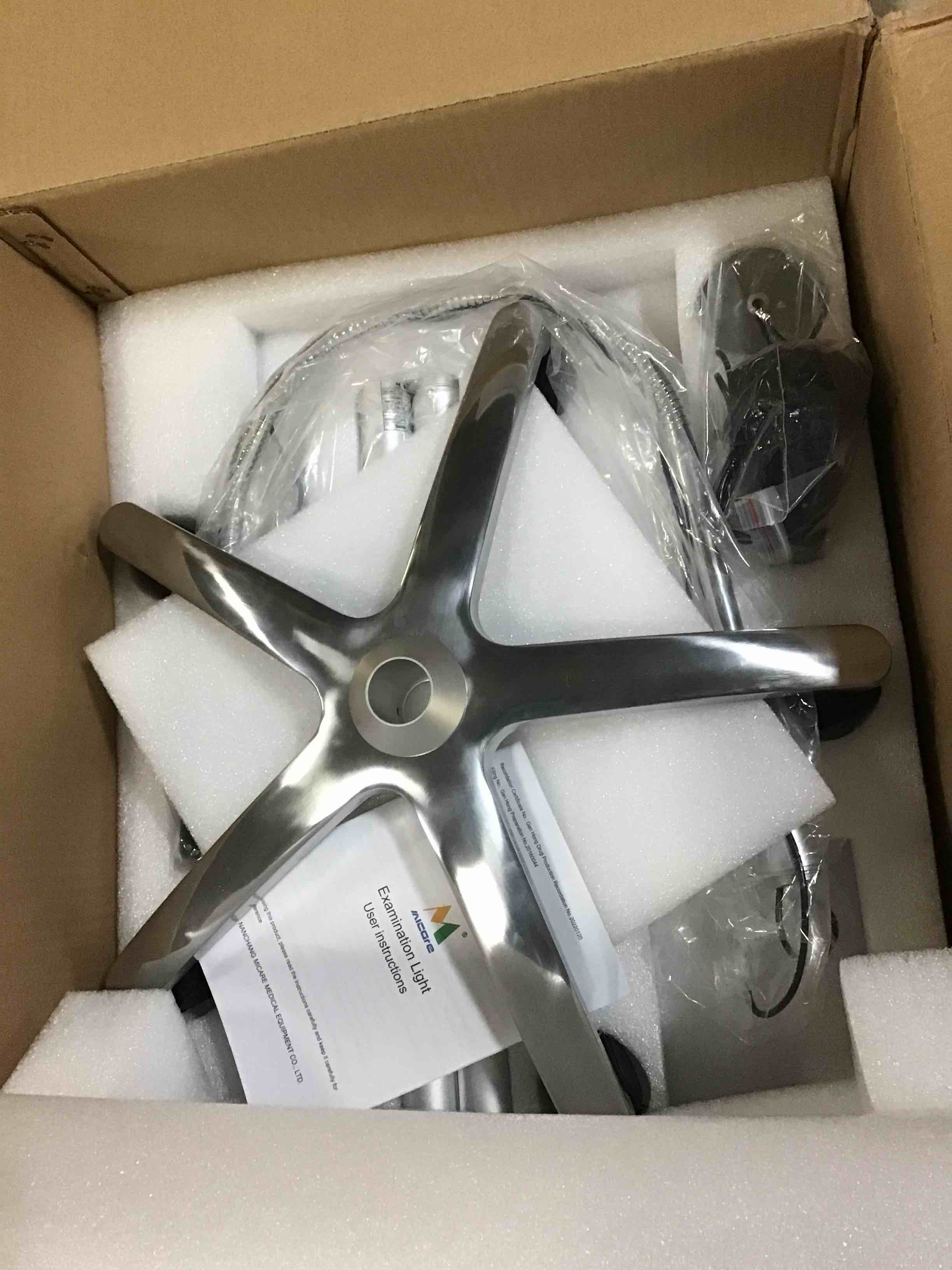 https://s3.amazonaws.com/lotting-images-prod/bidfta/BLU5440299_1698862998818.jpeg