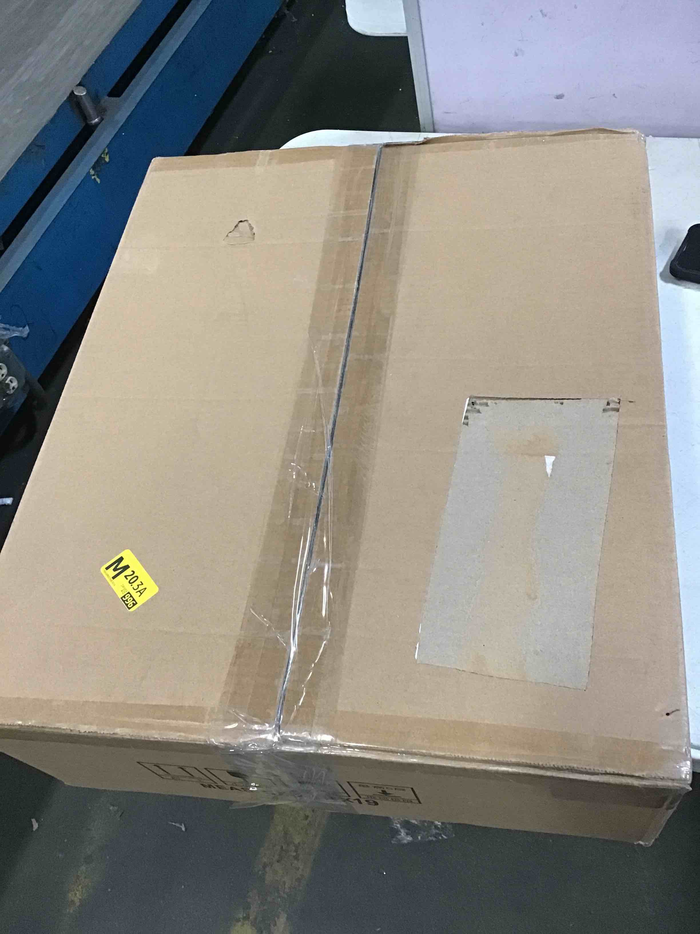 https://s3.amazonaws.com/lotting-images-prod/bidfta/BLU5440299_1698863022396.jpeg
