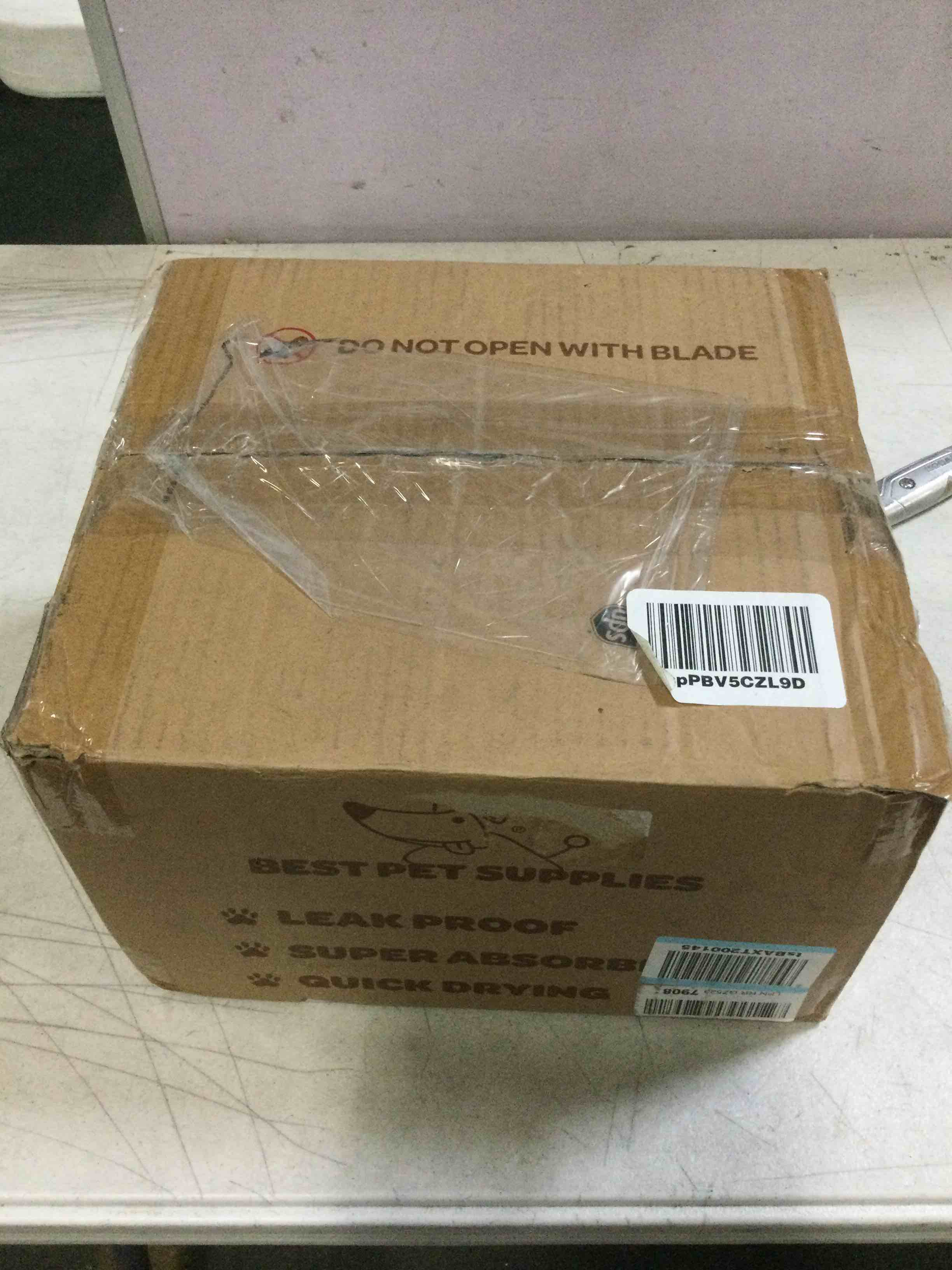 https://s3.amazonaws.com/lotting-images-prod/bidfta/BLU5440759_1699273509890.jpeg