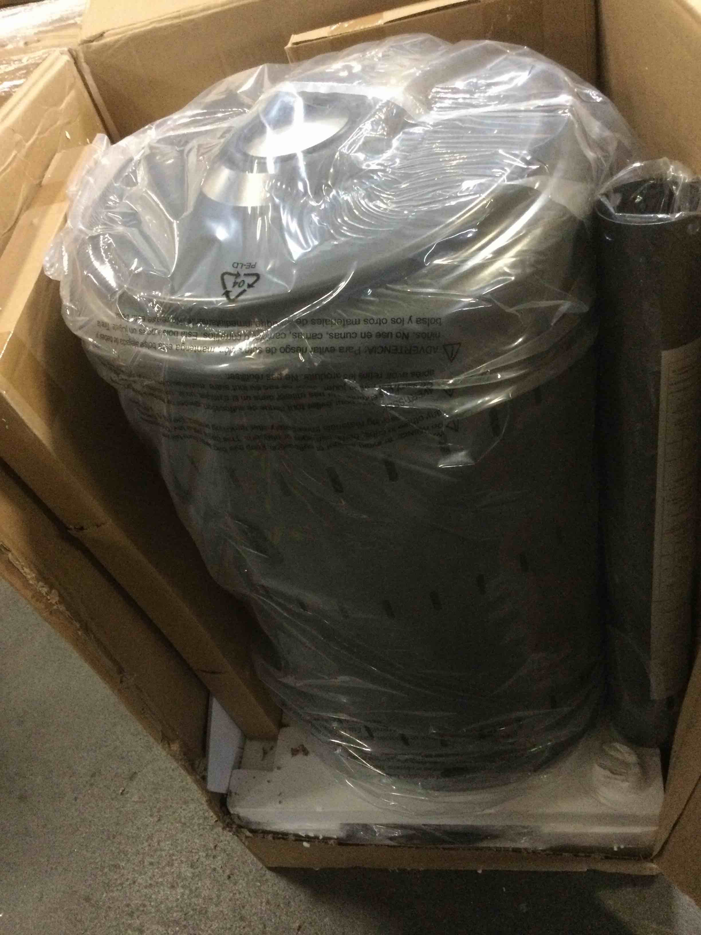 https://s3.amazonaws.com/lotting-images-prod/bidfta/BLU5441390_1699017152767.jpeg