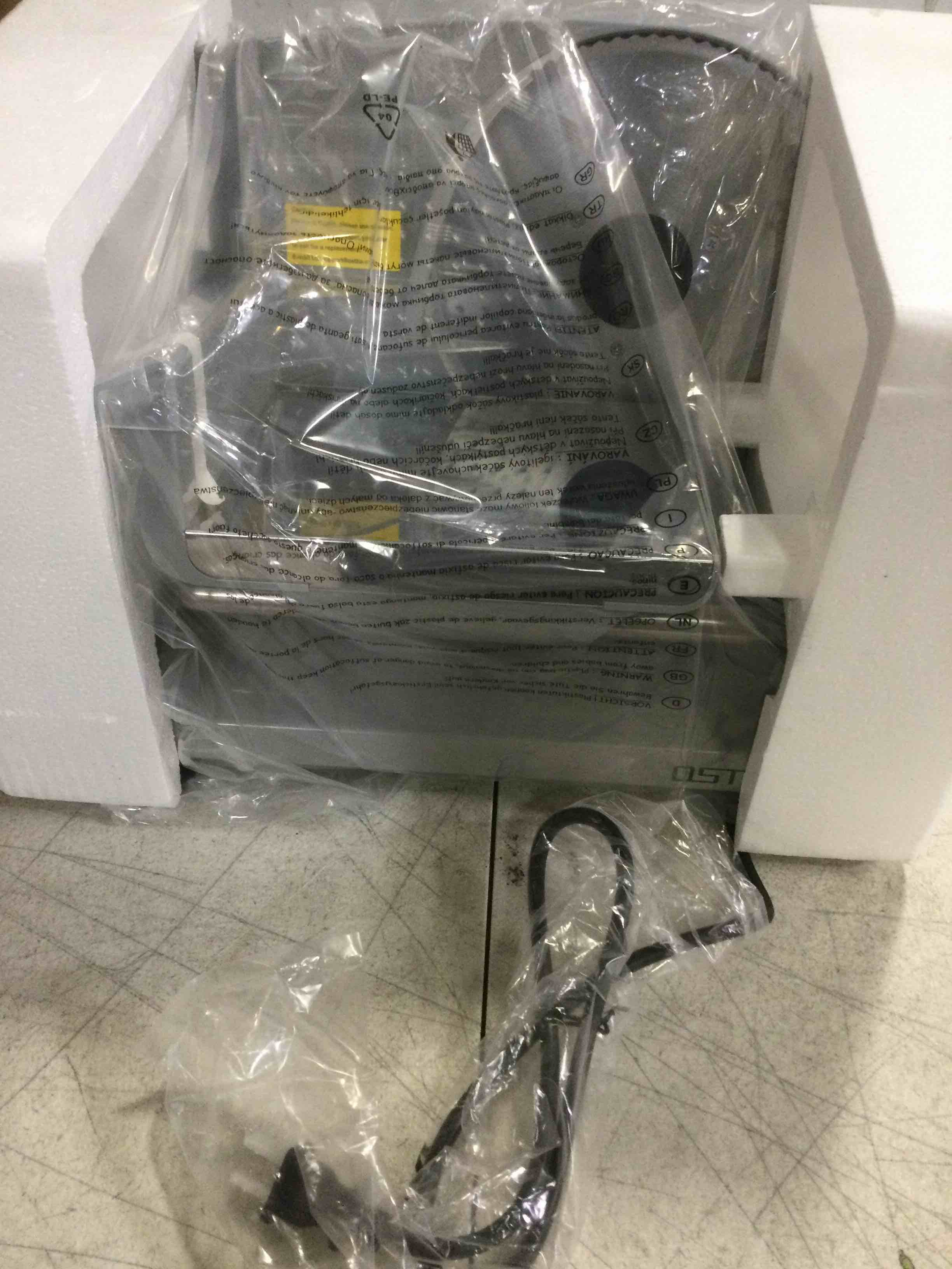 https://s3.amazonaws.com/lotting-images-prod/bidfta/BLU5441416_1699027471002.jpeg