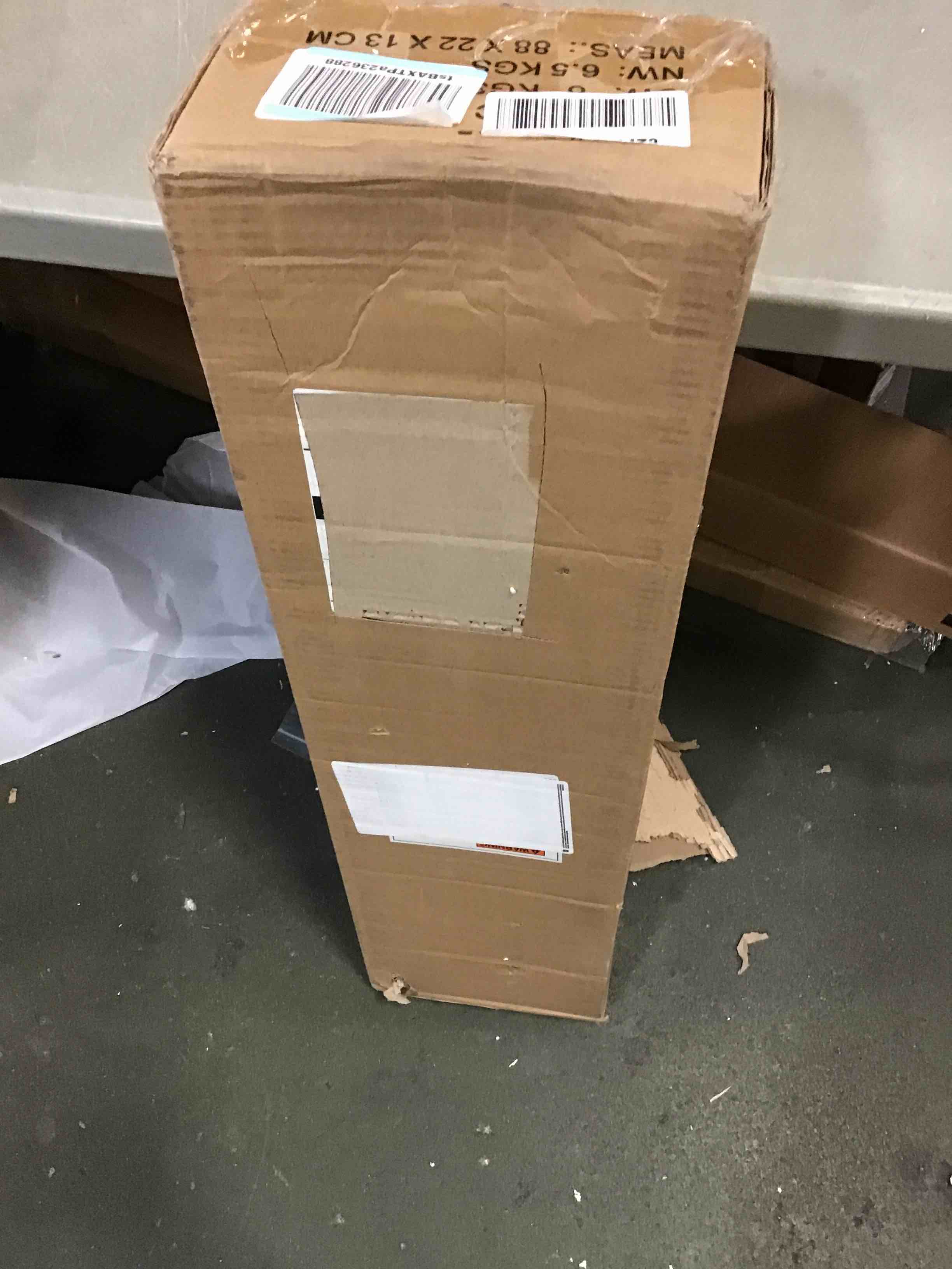 https://s3.amazonaws.com/lotting-images-prod/bidfta/BLU5441486_1699287977948.jpeg