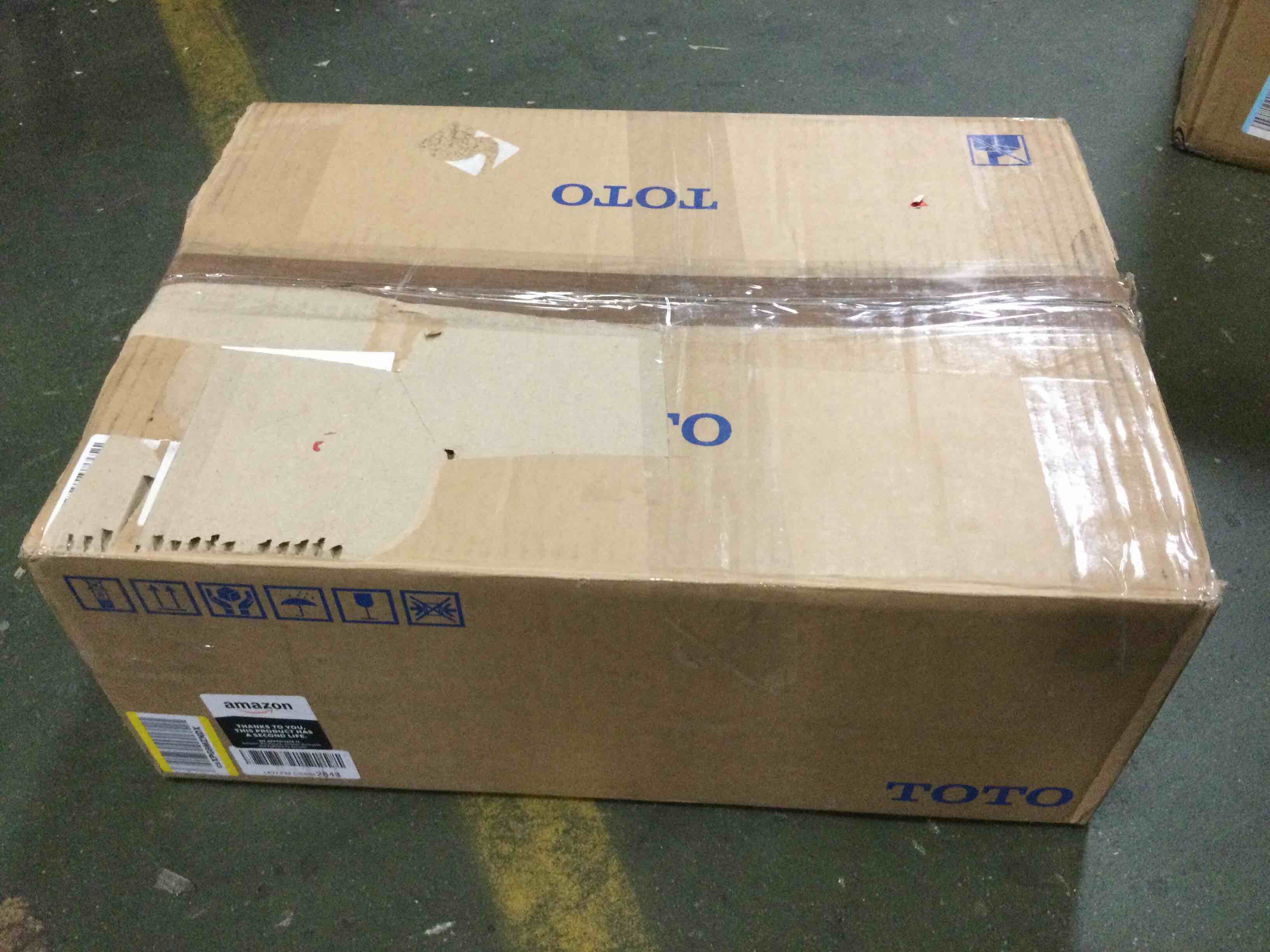 https://s3.amazonaws.com/lotting-images-prod/bidfta/BLU5441579_1699382860518.jpeg