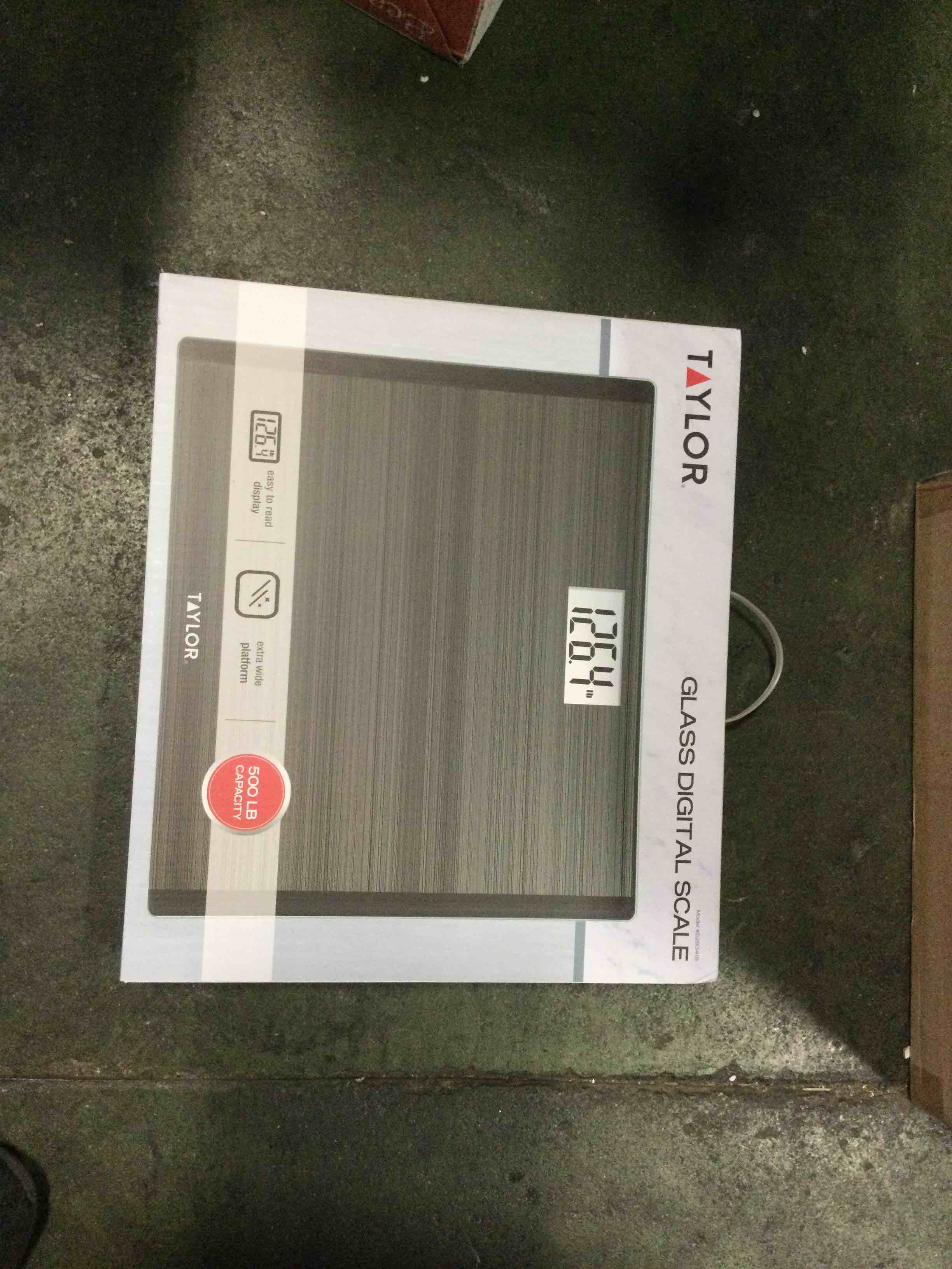 https://s3.amazonaws.com/lotting-images-prod/bidfta/BLU5441800_1699631651406.jpeg