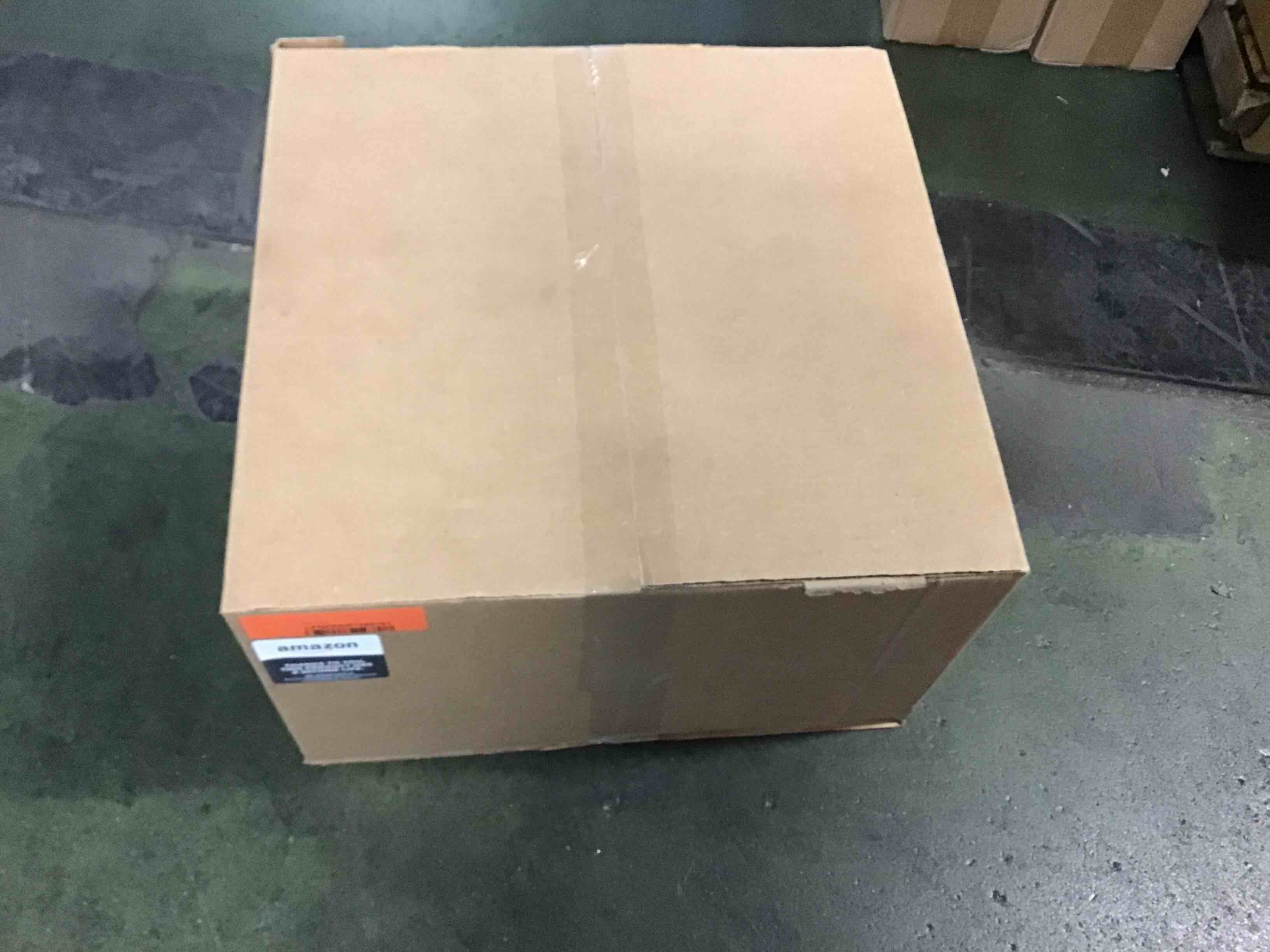 https://s3.amazonaws.com/lotting-images-prod/bidfta/BLU5441991_1699908211575.jpeg
