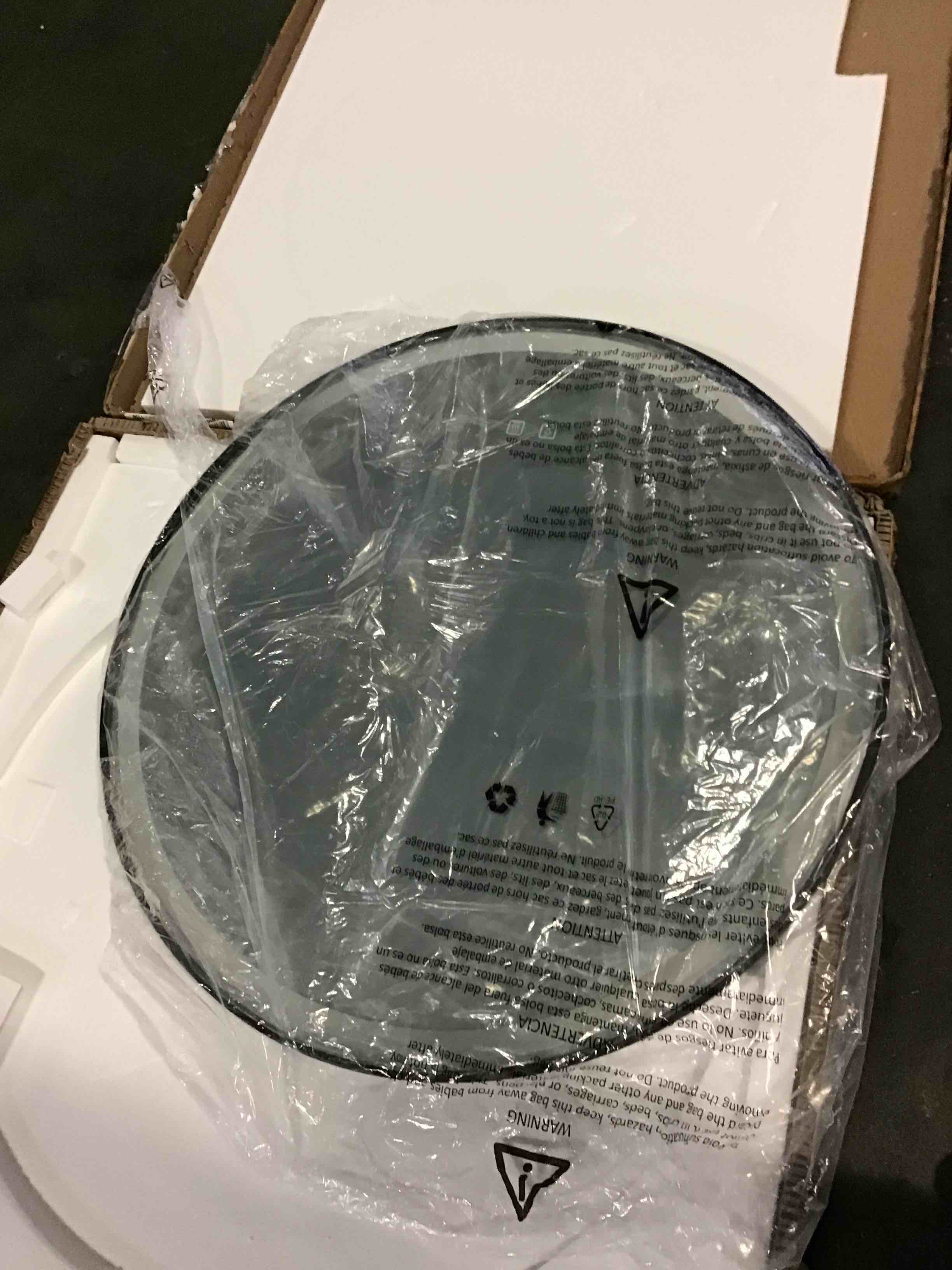 https://s3.amazonaws.com/lotting-images-prod/bidfta/BLU5442420_1700583730438.jpeg