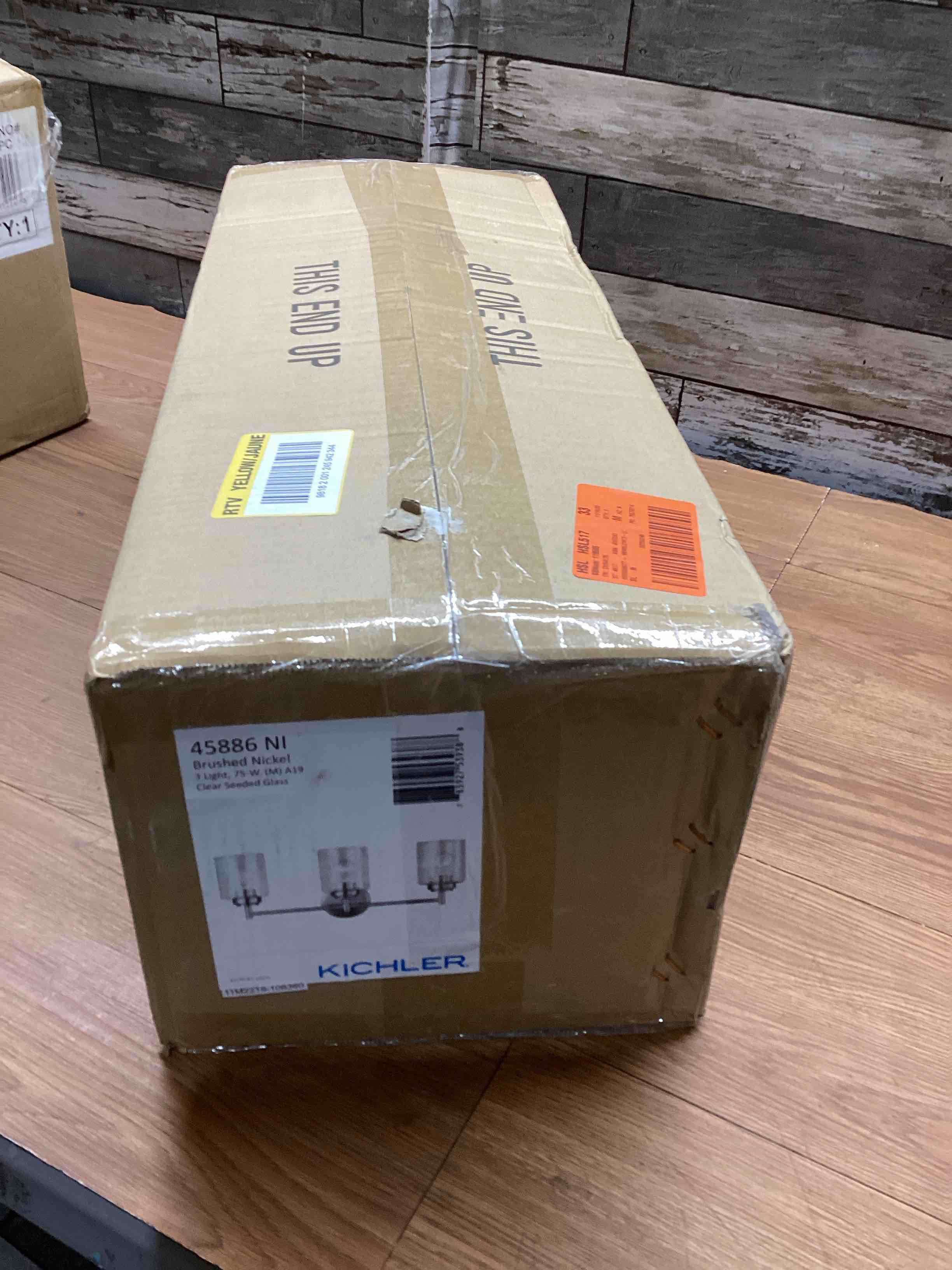 https://s3.amazonaws.com/lotting-images-prod/bidfta/BLU5444665_1701890850561.jpeg