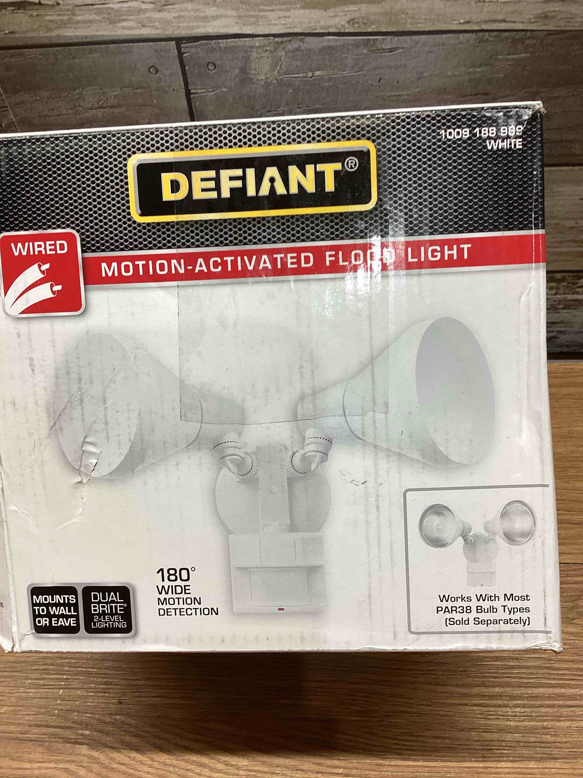 Defiant PAR 180Degree White Motion Activated Wired Outdoor 2Head Dusk
