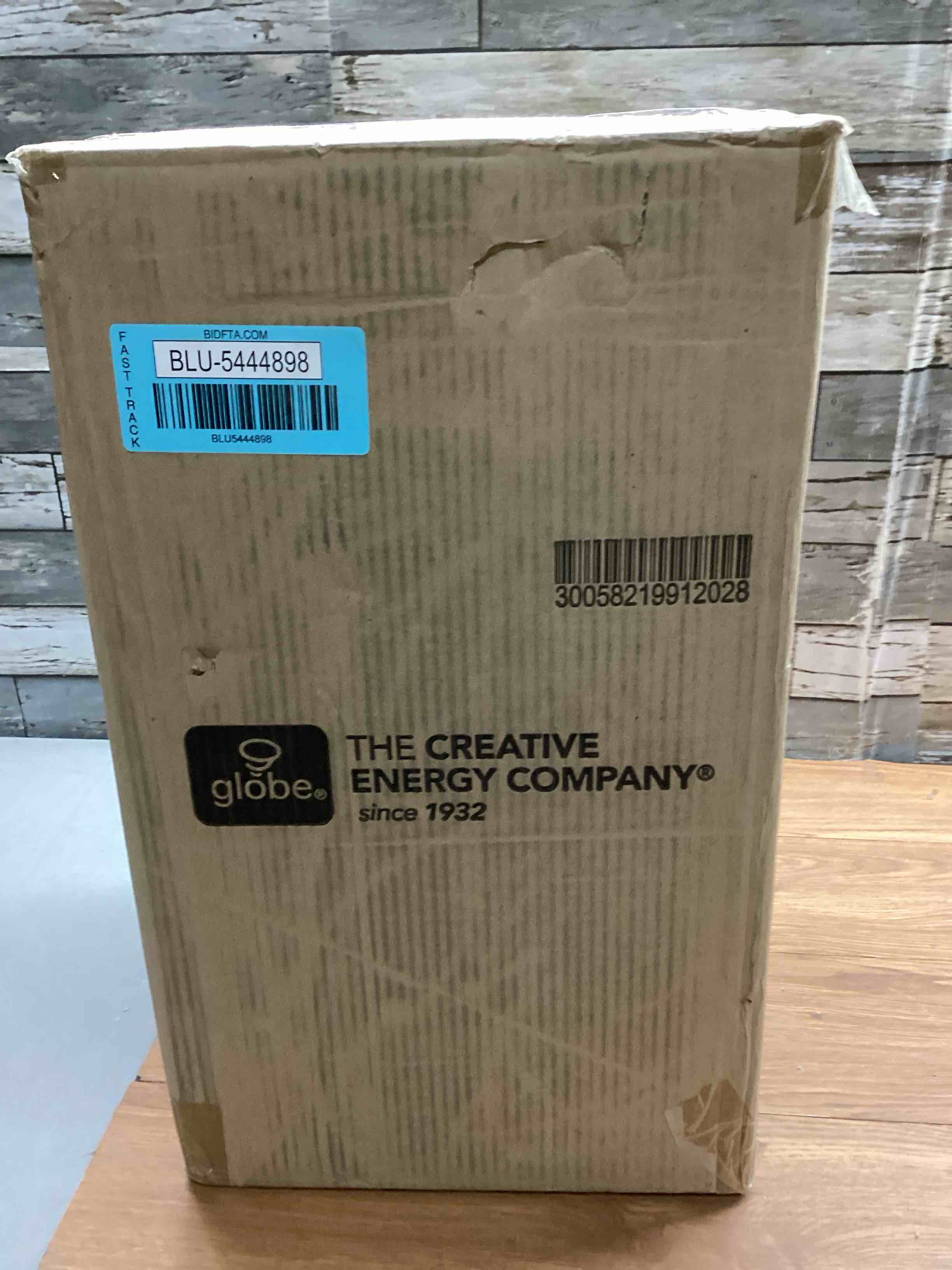 https://s3.amazonaws.com/lotting-images-prod/bidfta/BLU5444898_1702496727099.jpeg