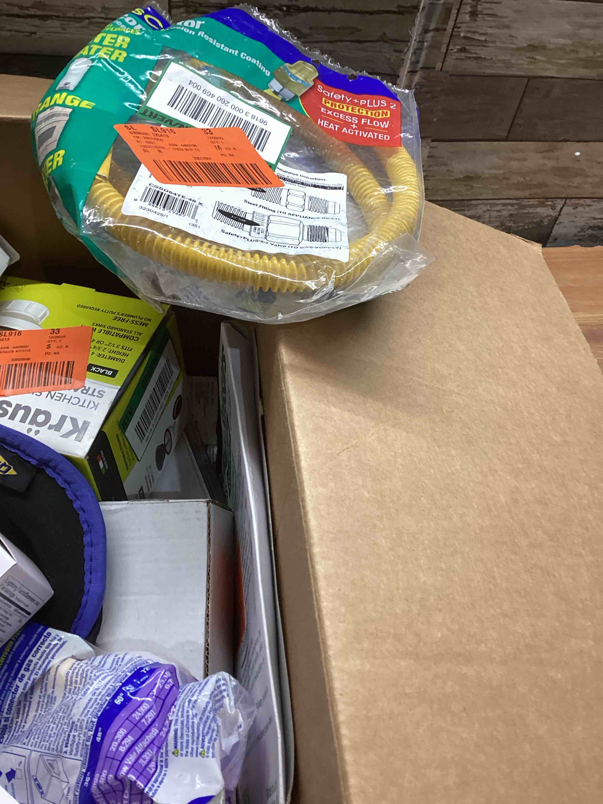 https://s3.amazonaws.com/lotting-images-prod/bidfta/BLU5446936_1705509780703.jpeg