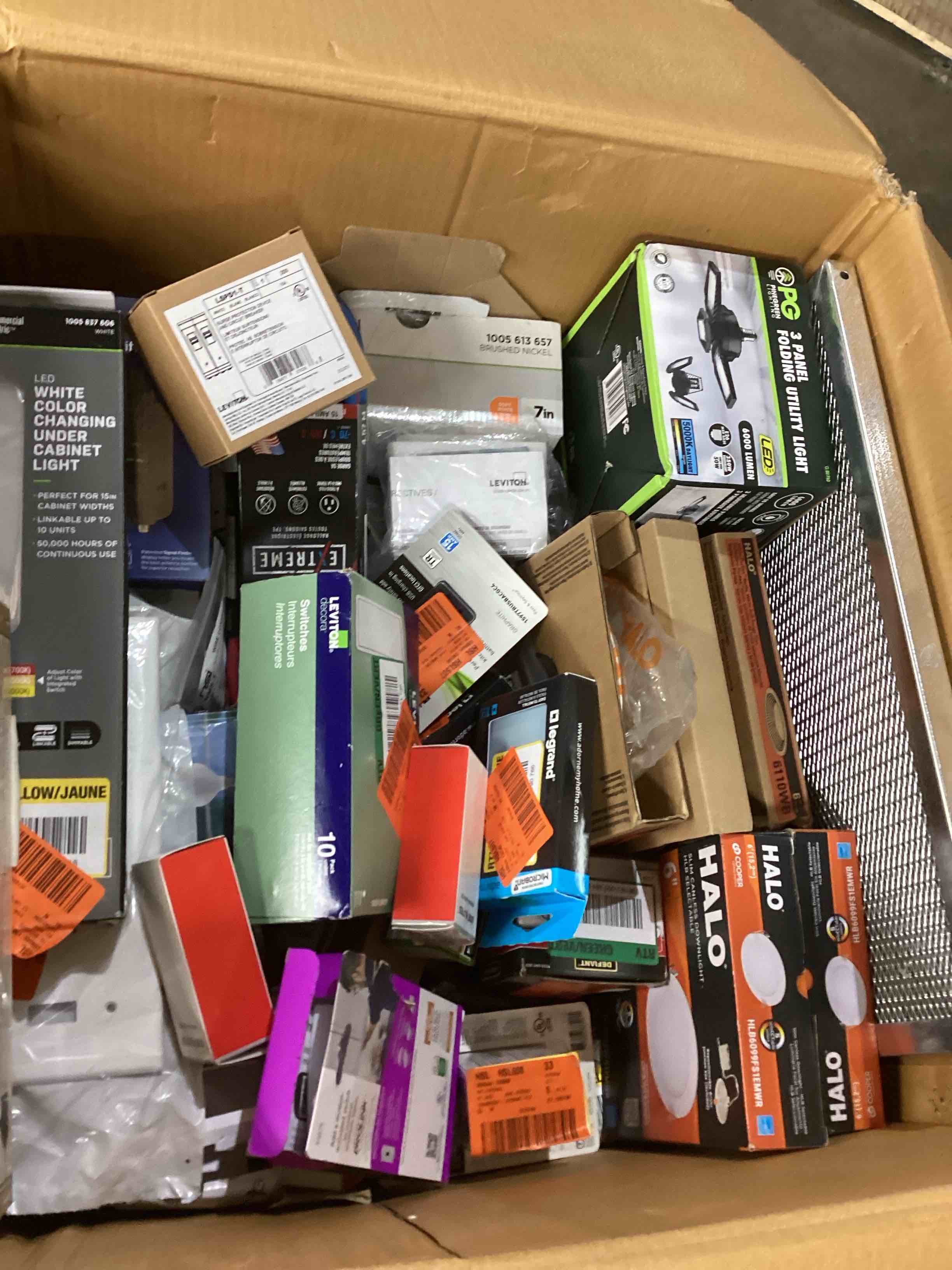 https://s3.amazonaws.com/lotting-images-prod/bidfta/BLU5447062_1712948959386.jpeg
