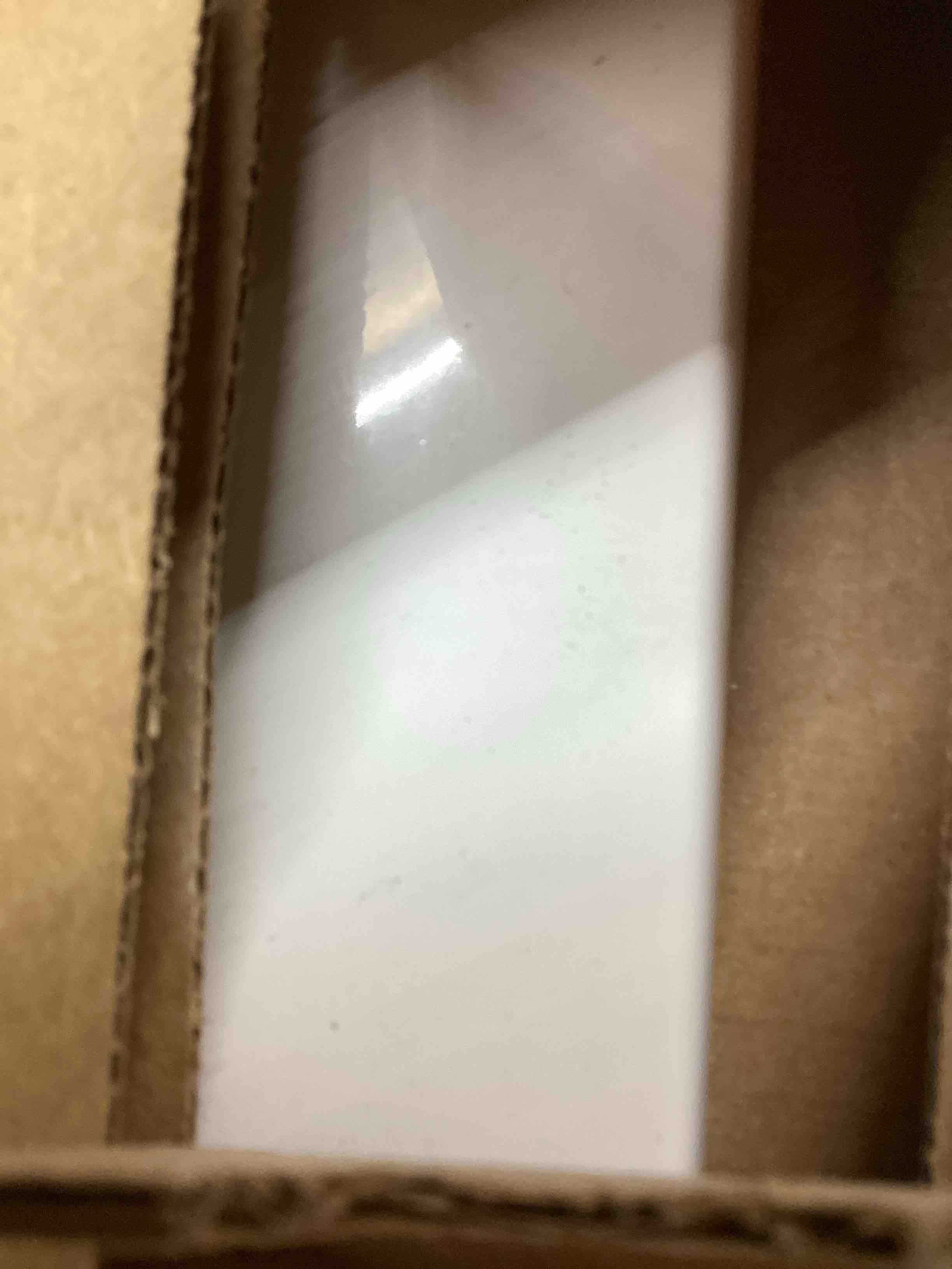 https://s3.amazonaws.com/lotting-images-prod/bidfta/BLU5448284_1716558093278.jpeg
