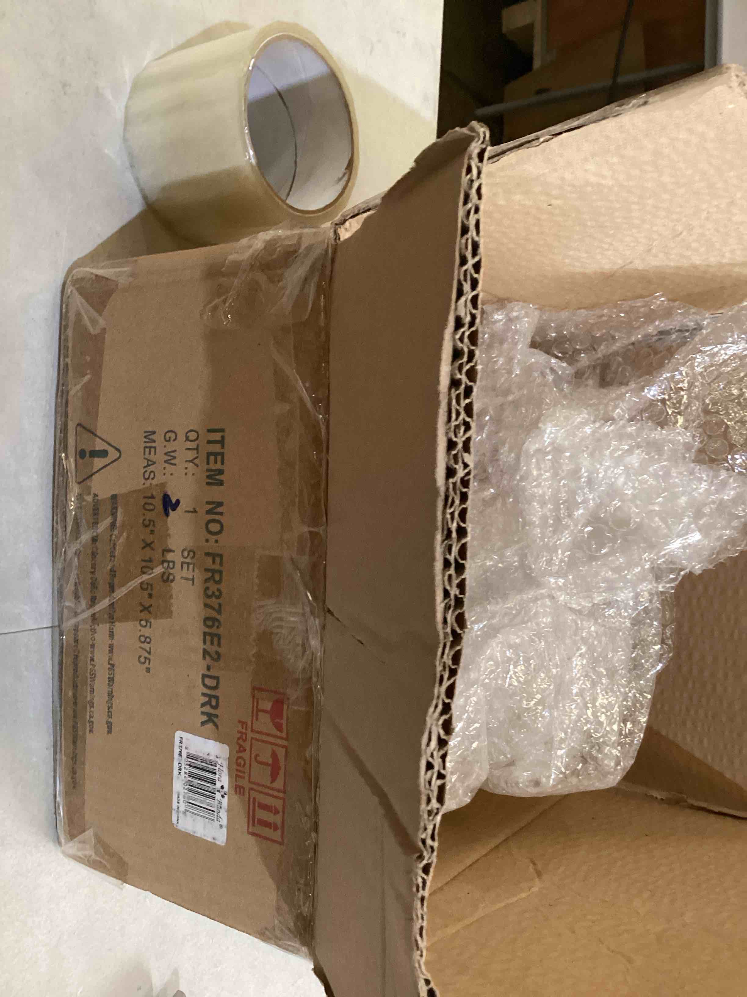 https://s3.amazonaws.com/lotting-images-prod/bidfta/BLU5448989_1721667330033.jpeg