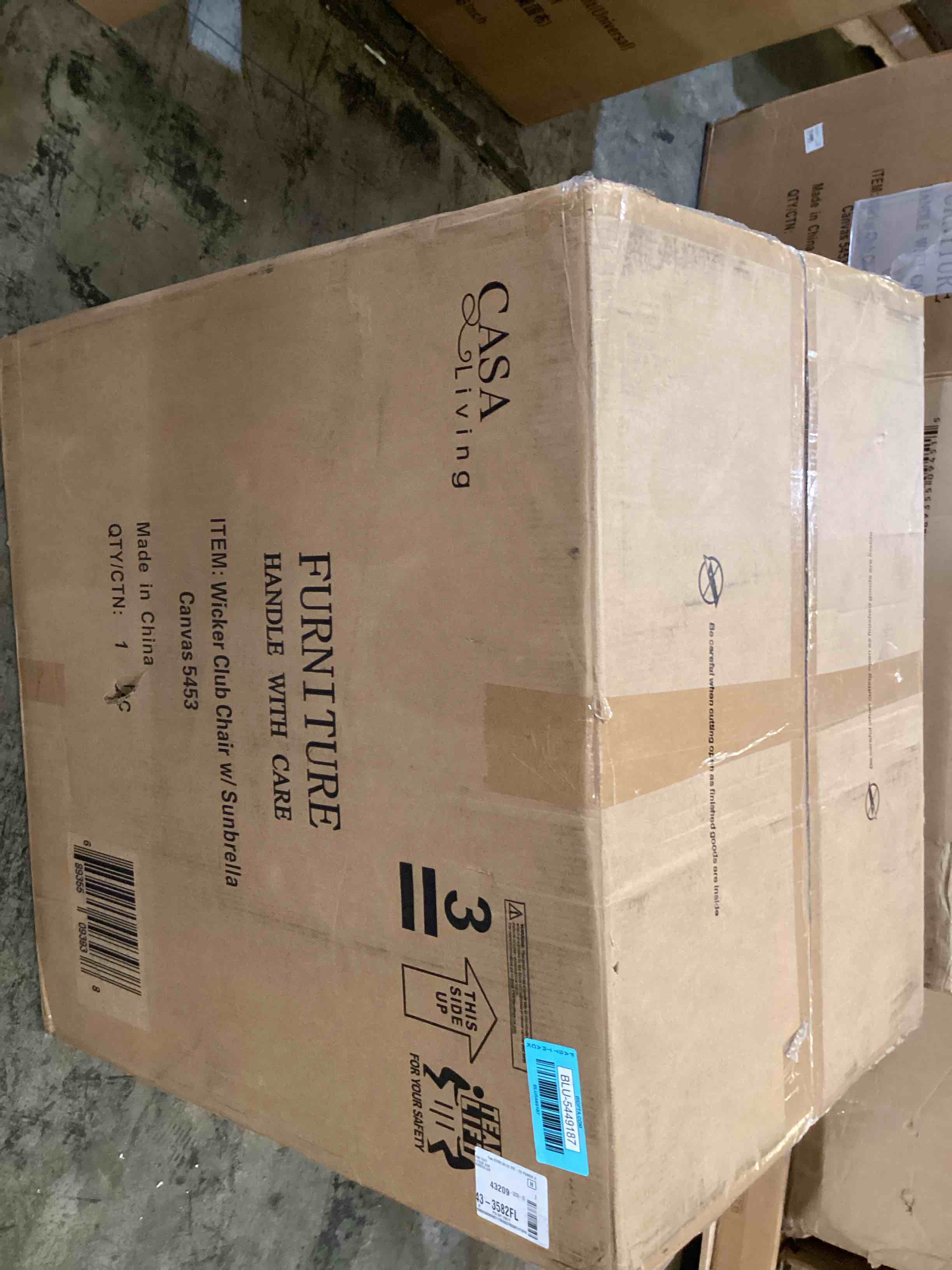 https://s3.amazonaws.com/lotting-images-prod/bidfta/BLU5449189_1722275078997.jpeg