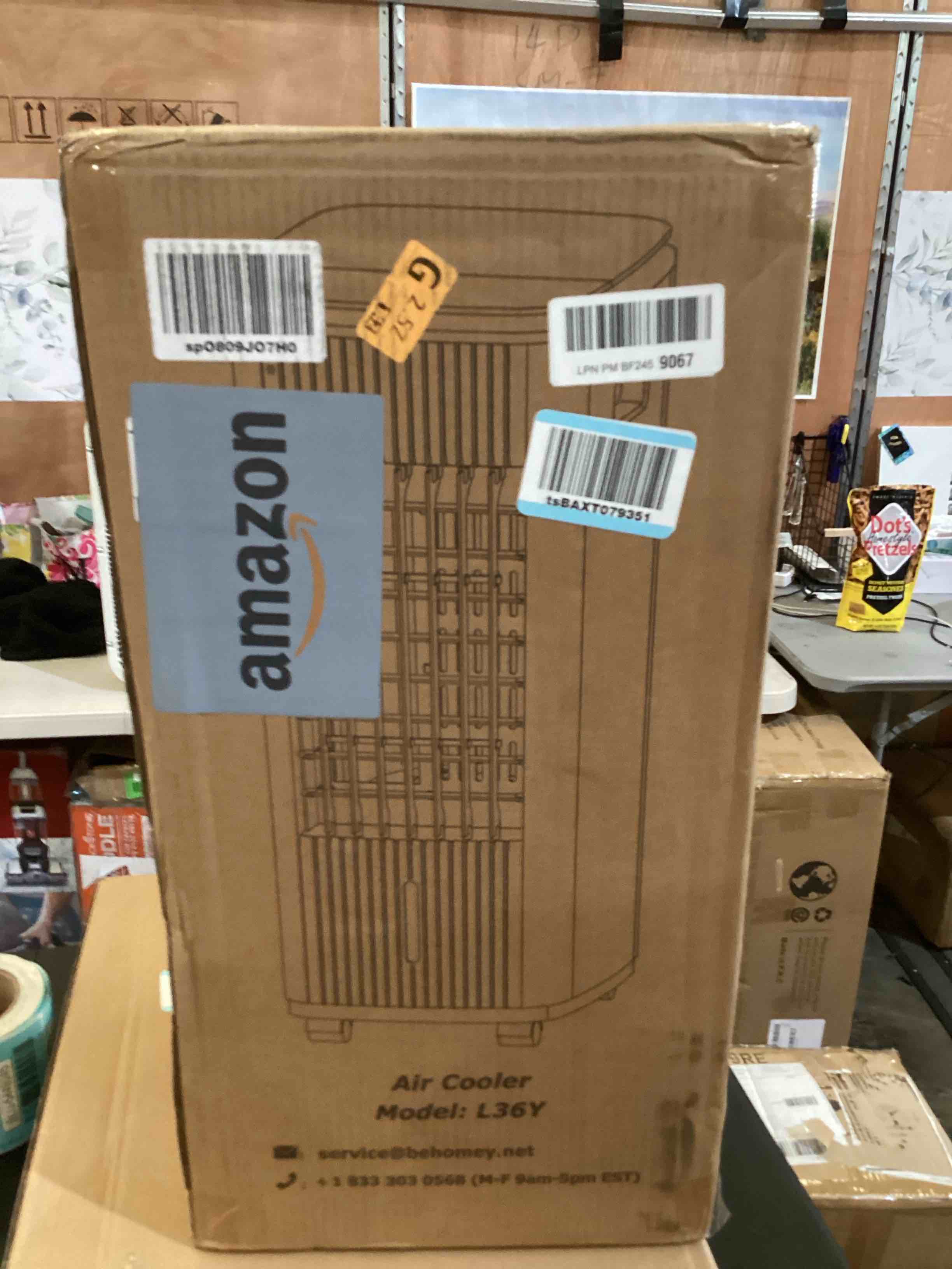 https://s3.amazonaws.com/lotting-images-prod/bidfta/BLU5449237_1722970697283.jpeg