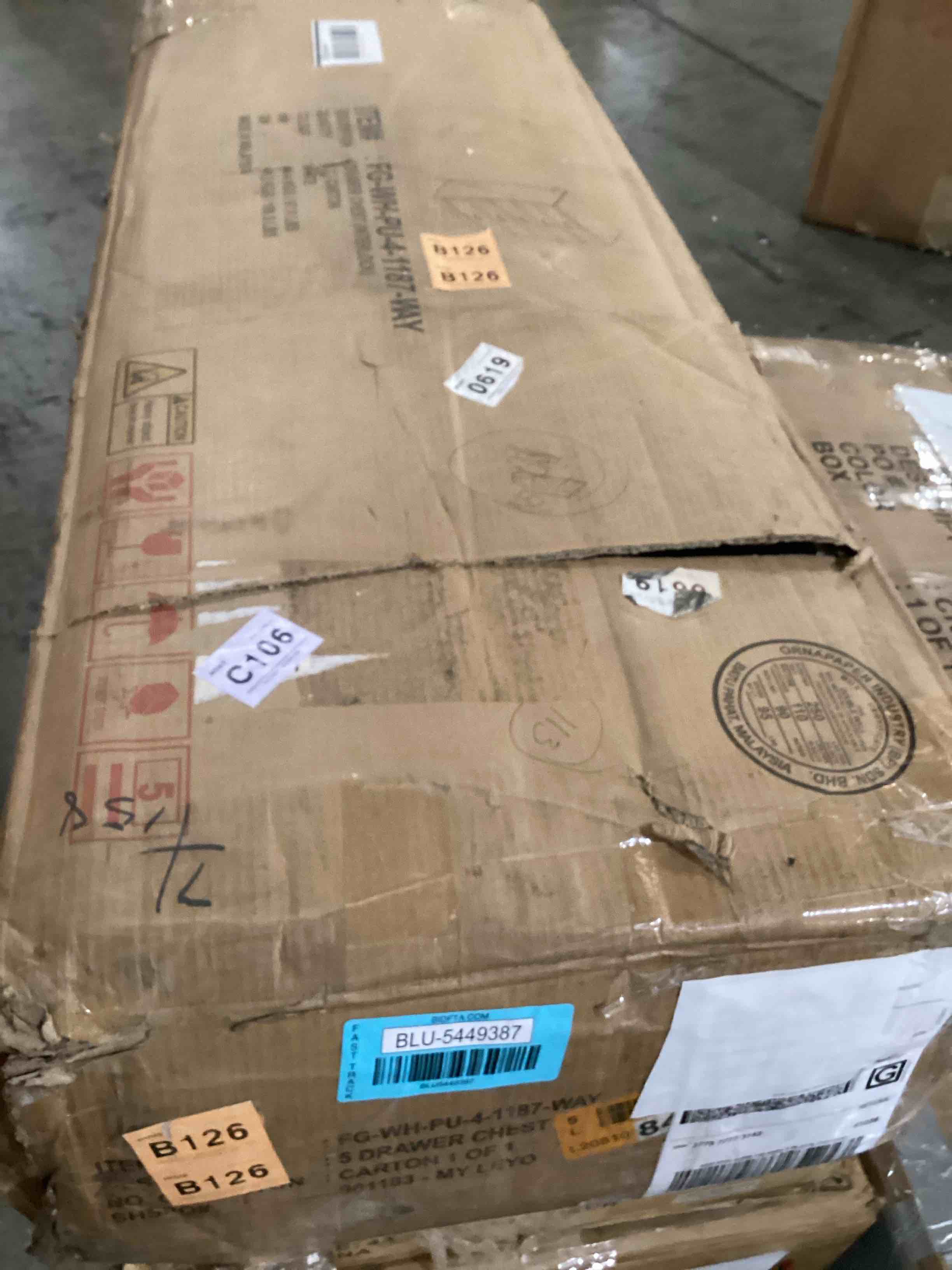 https://s3.amazonaws.com/lotting-images-prod/bidfta/BLU5449387_1723639151827.jpeg
