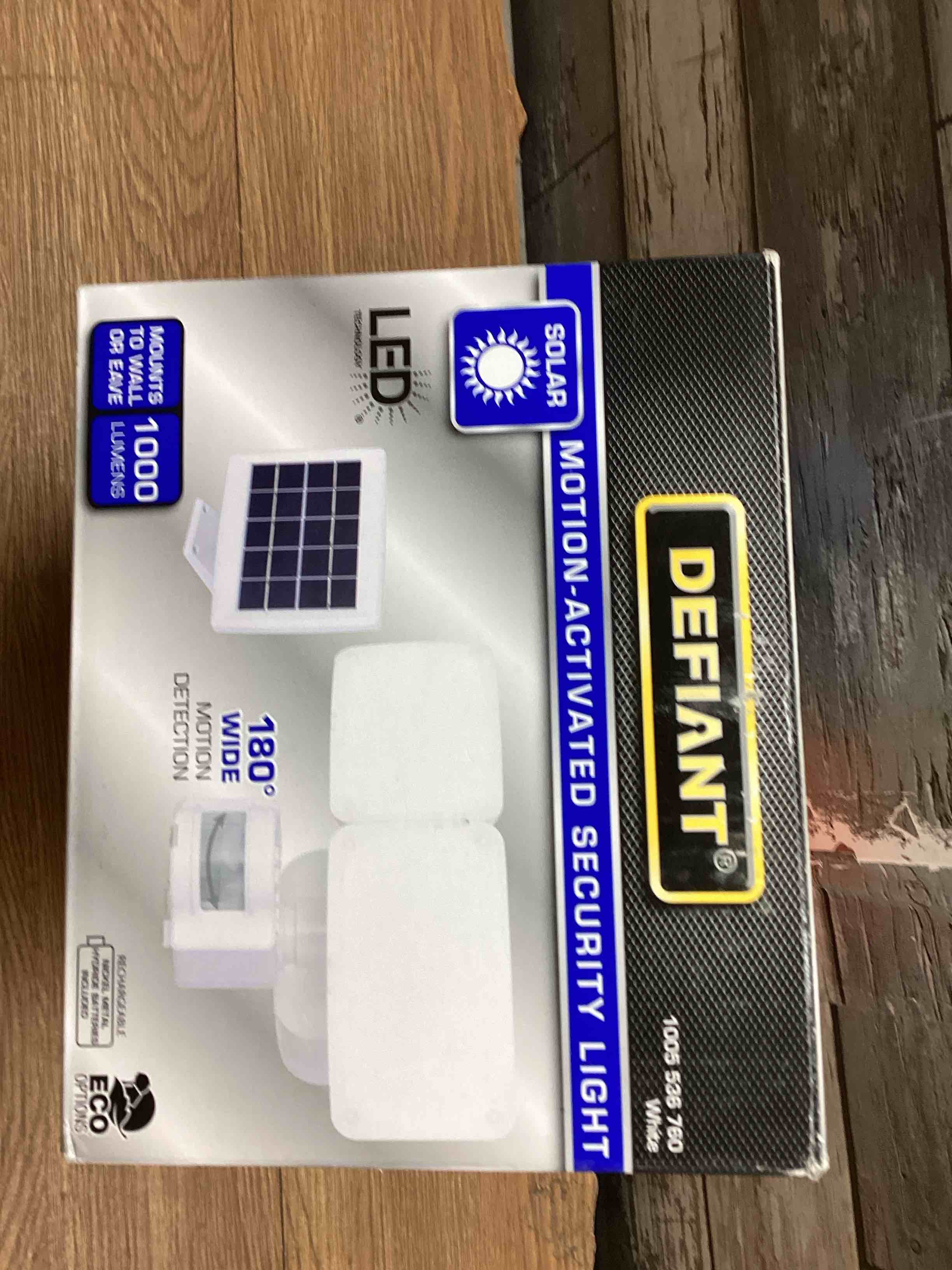 https://s3.amazonaws.com/lotting-images-prod/bidfta/BLU5450708_1710441321855.jpeg