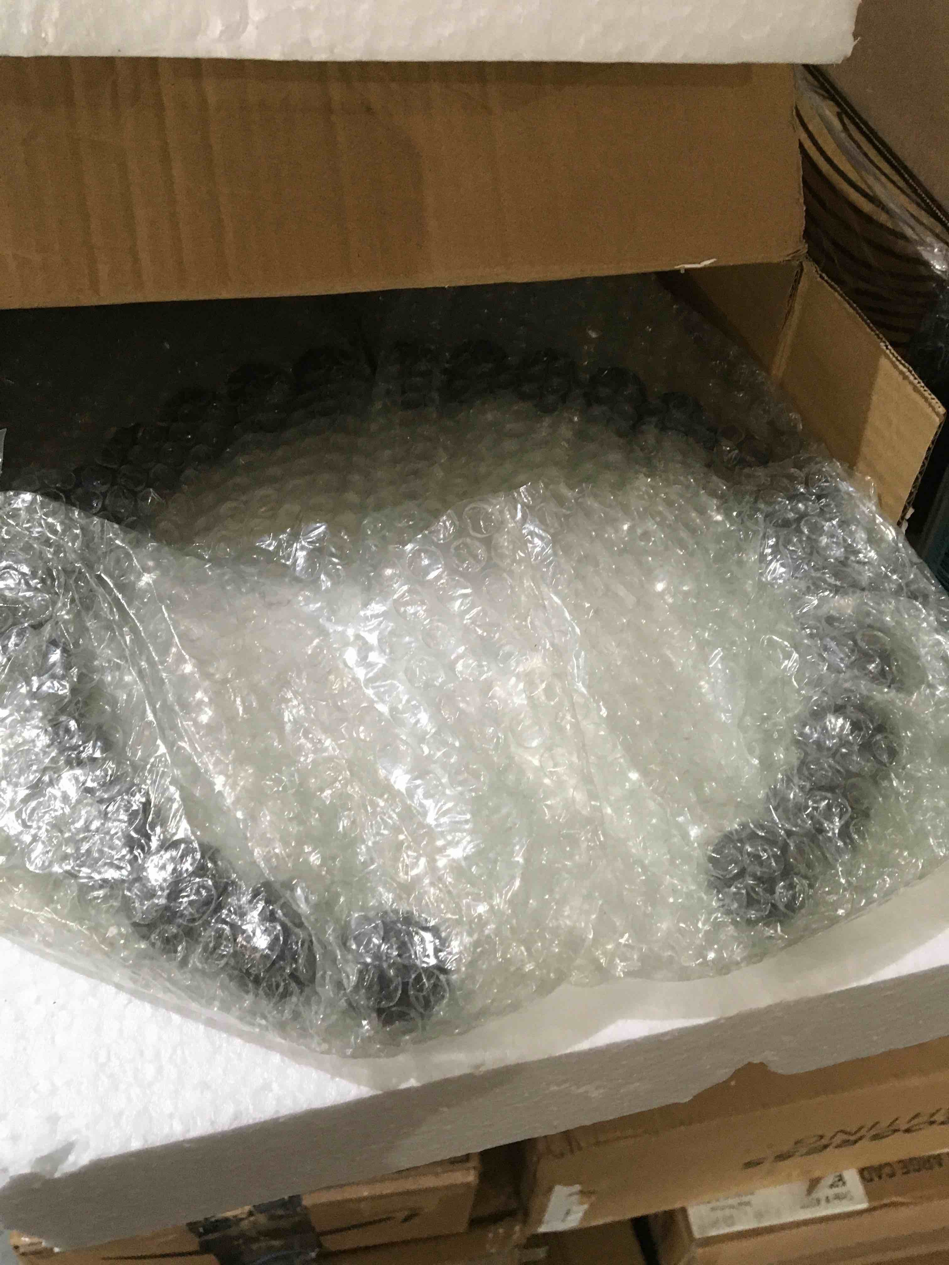 https://s3.amazonaws.com/lotting-images-prod/bidfta/BLU5451208_1713876103364.jpeg